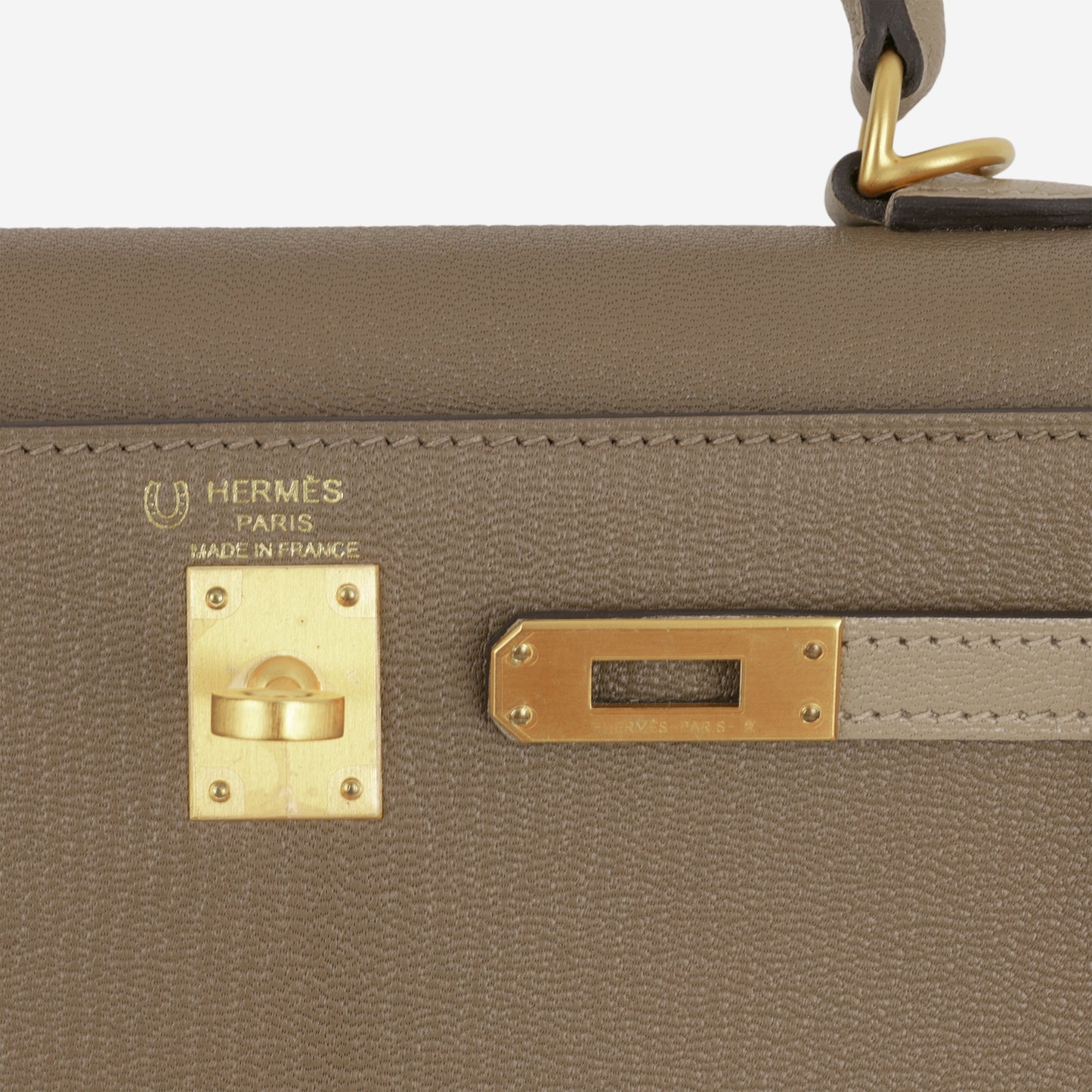 Hermès HSS Kelly 25 - Etoupe / Gris Tourterelle Chevre | Brushed Gold Hardware