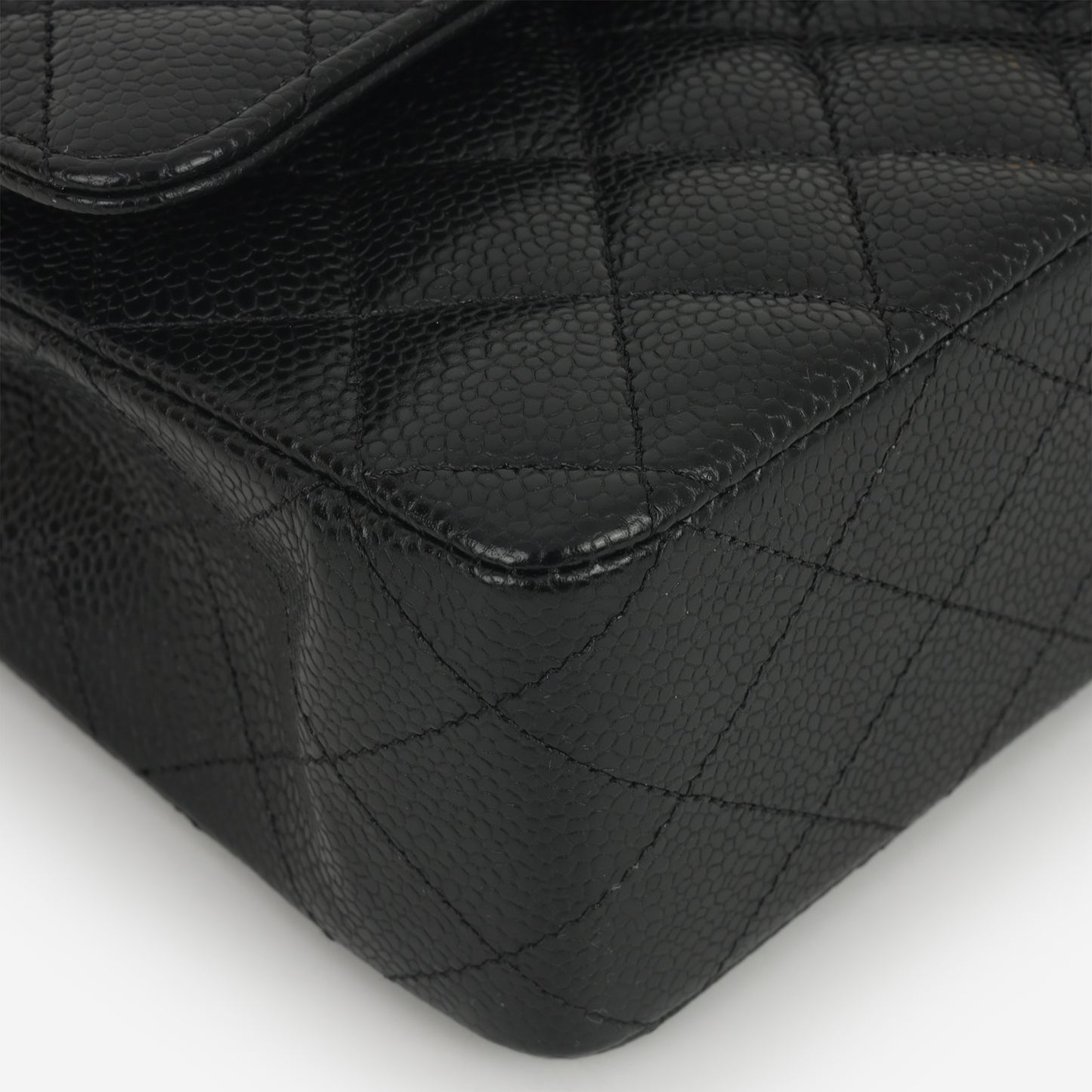 Chanel Medium Classic Flap - Black Caviar | Gold Hardware
