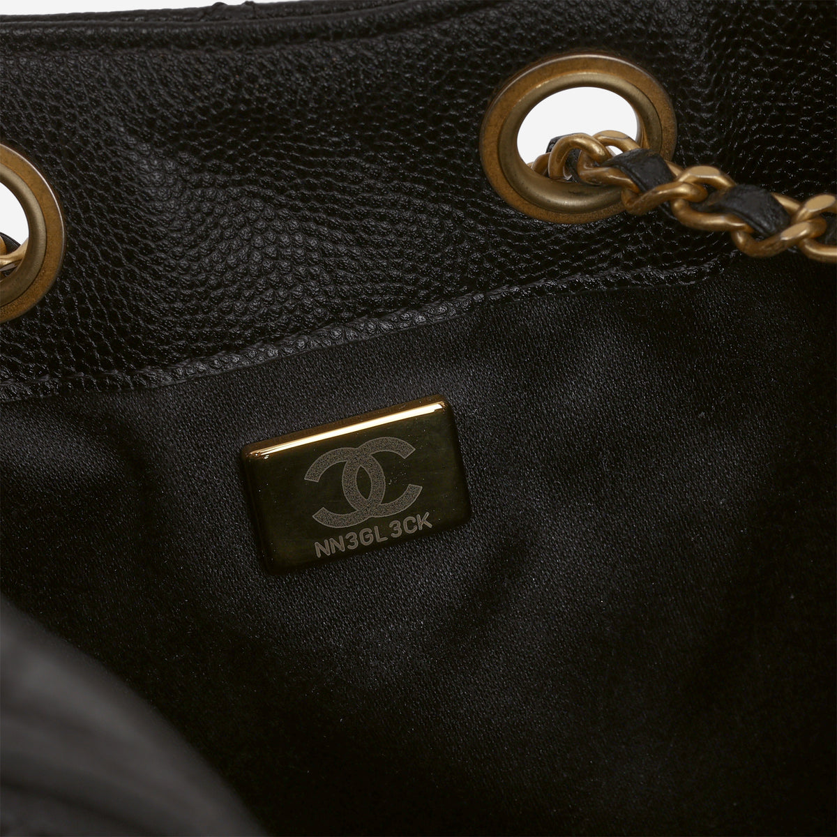 Chanel Small 25 Hobo - Black Caviar | Gold Hardware
