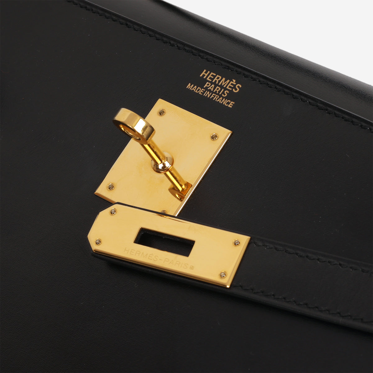 Hermès Vintage Kelly 32 Sellier - Black Box | Gold Hardware