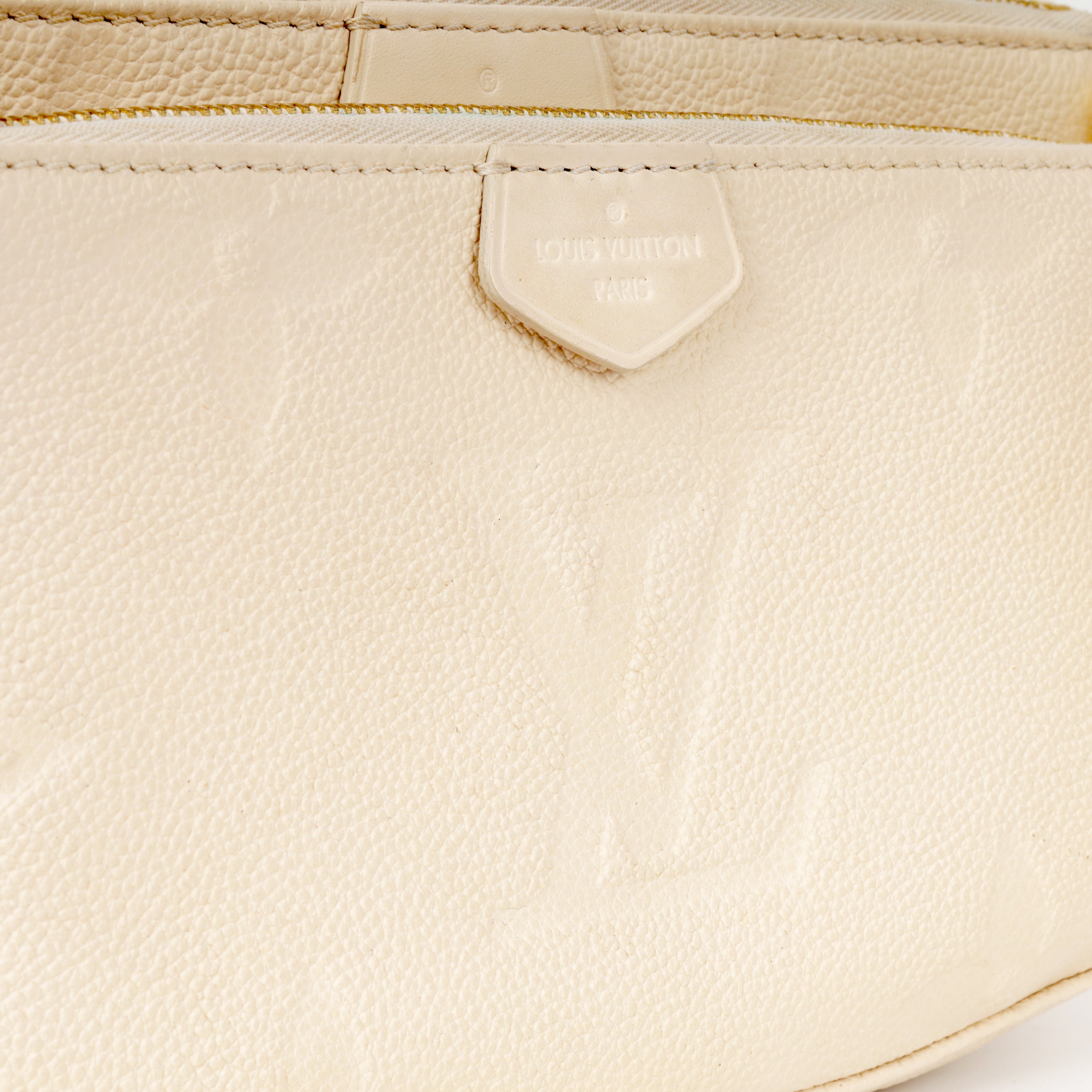 Louis Vuitton - Multi Pochette Accessoires - Beige Cream Empreinte