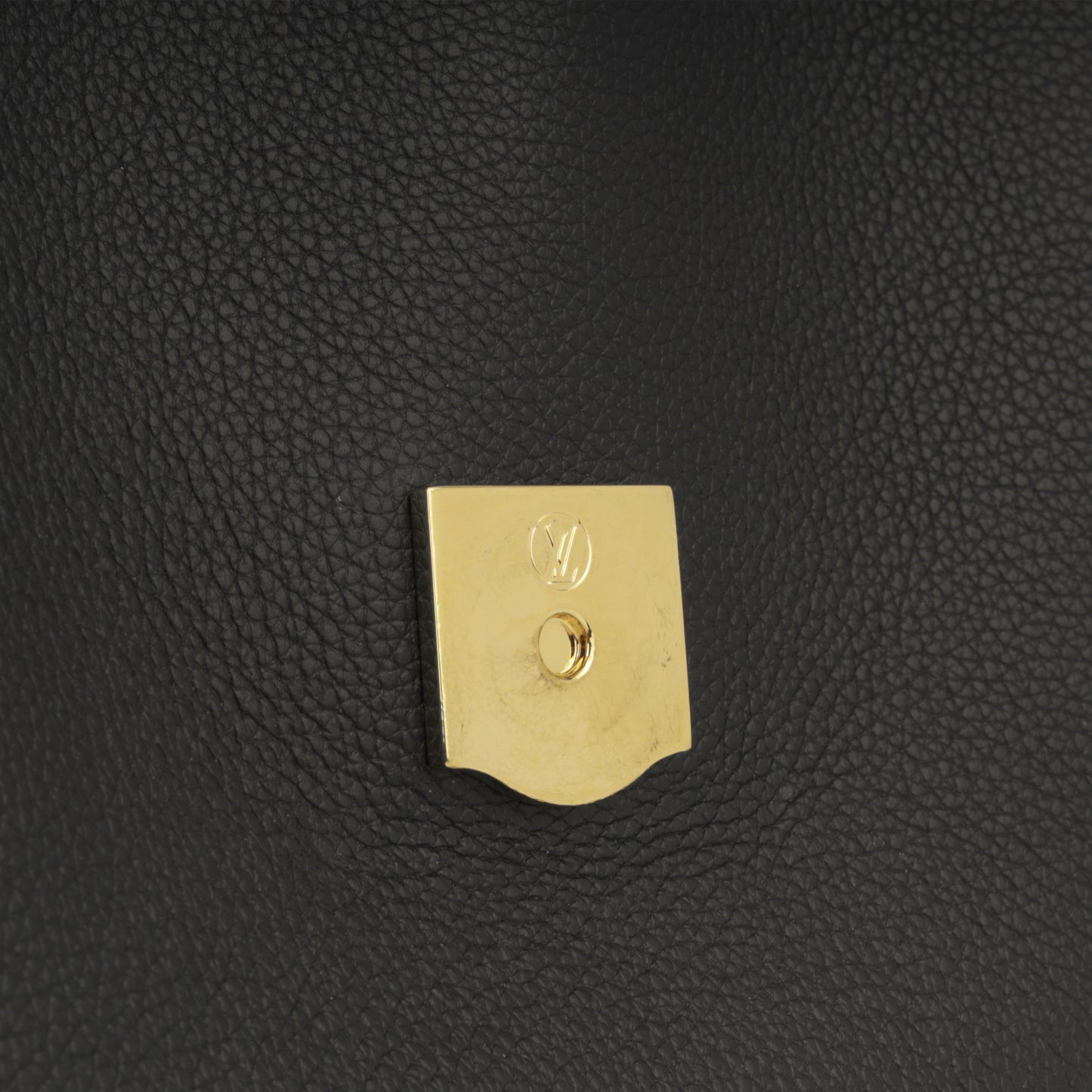 Vaugirard - Monogram