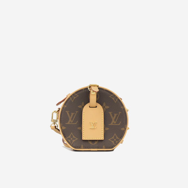 ❗️❗️❗️SOLD❗️❗️❗️ Louis Vuitton Easy Pouch on Strap