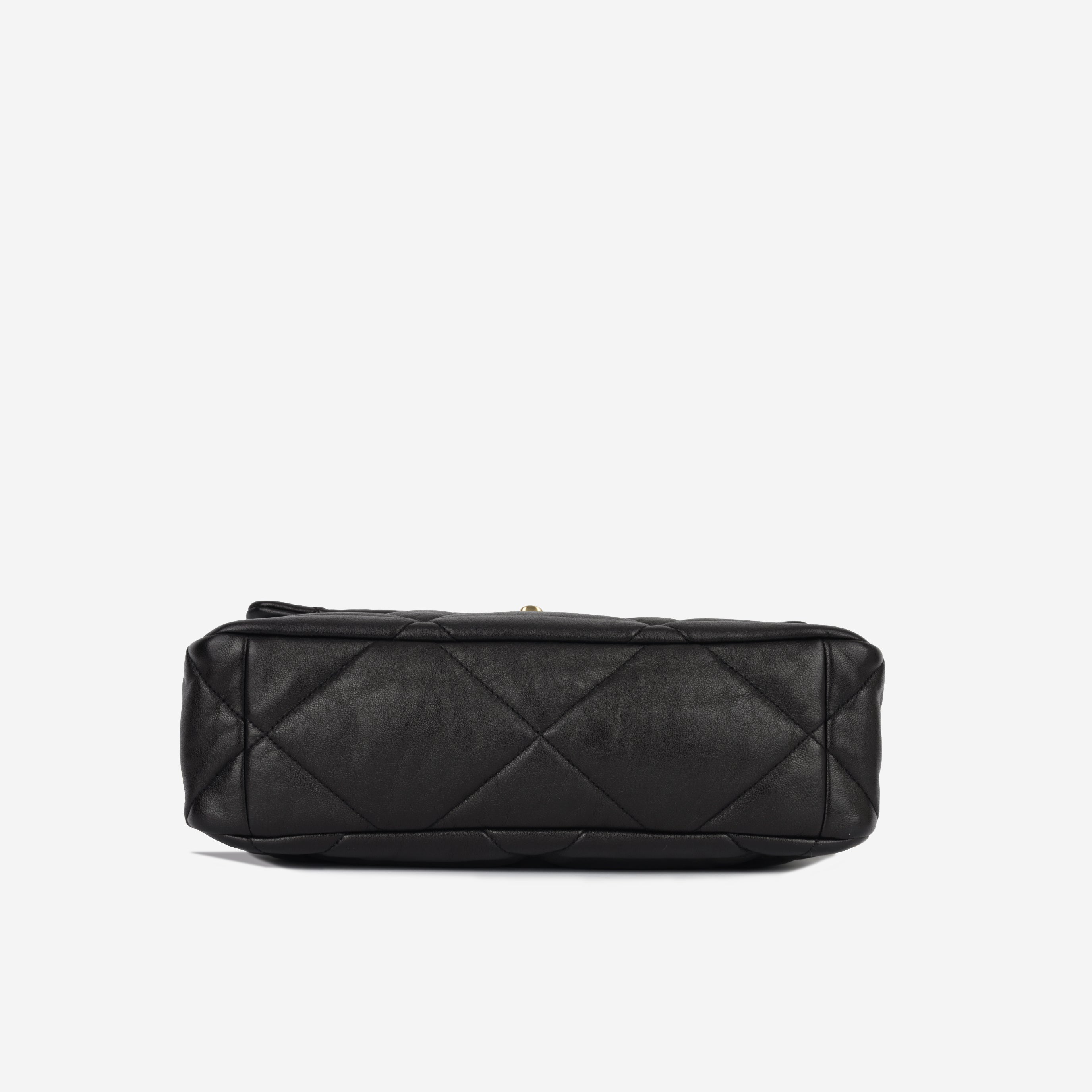 CHANEL ブラックファブリックバッグ Chanel - Chanel 19 Flap Bag - Large - Black - Excellent Condition