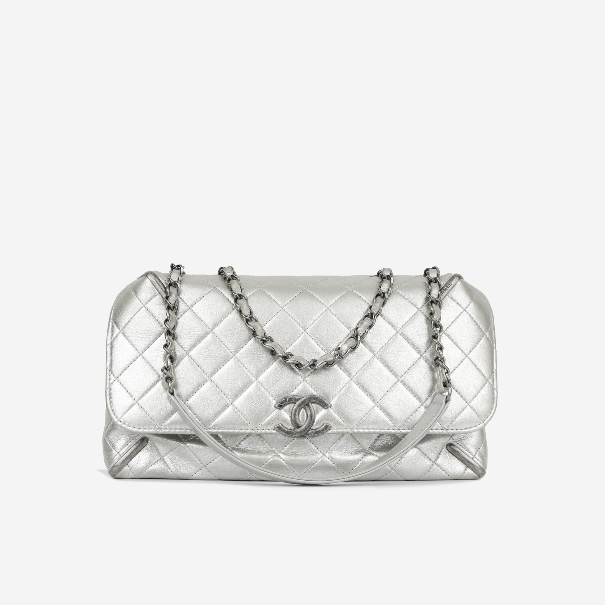 Chanel Seasonal Chain Flap Bag Silver SHW Pre-Loved 2017
