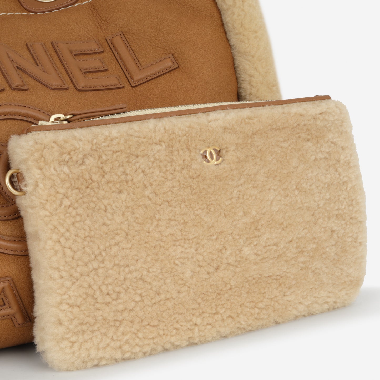 Chanel Fall-Winter 2024/25 Large Deauville - Tan Shearling | Gold Hardware
