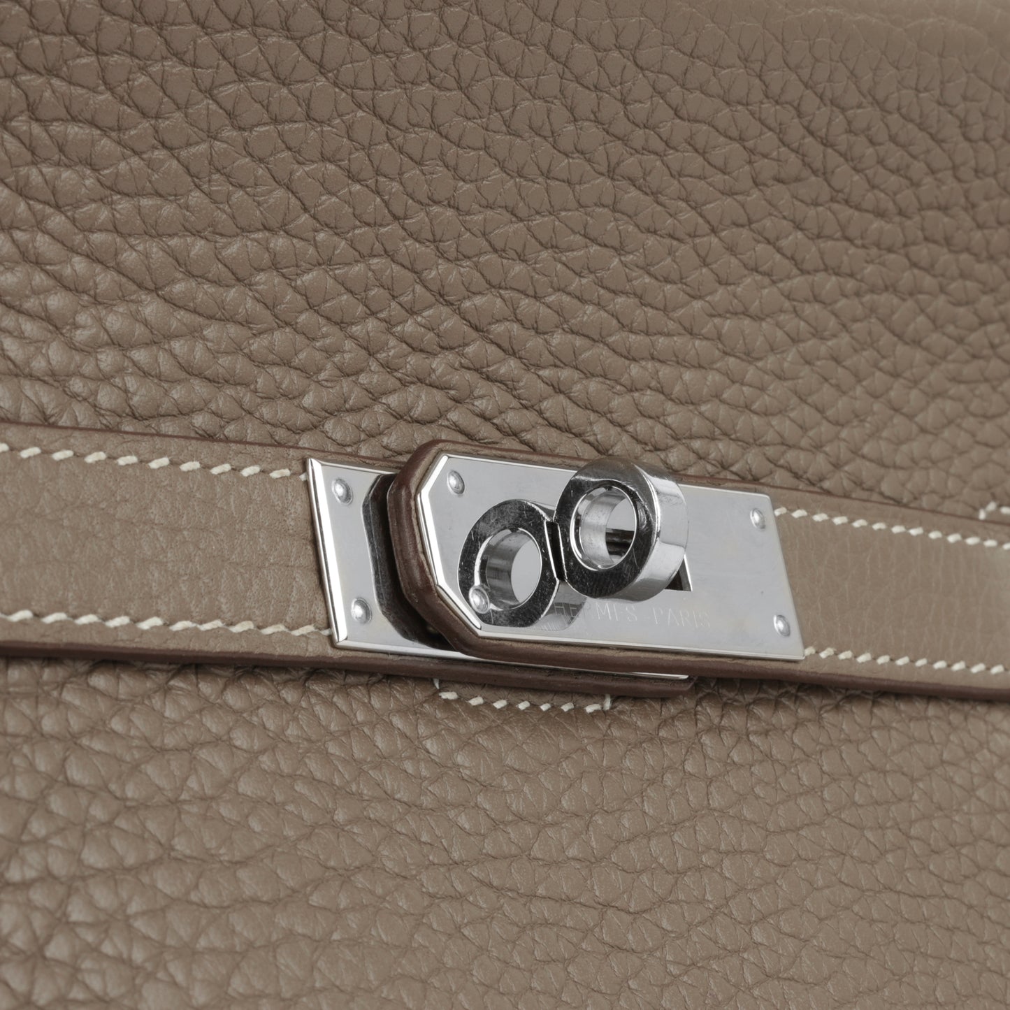 Jypsière 28 - Etoupe