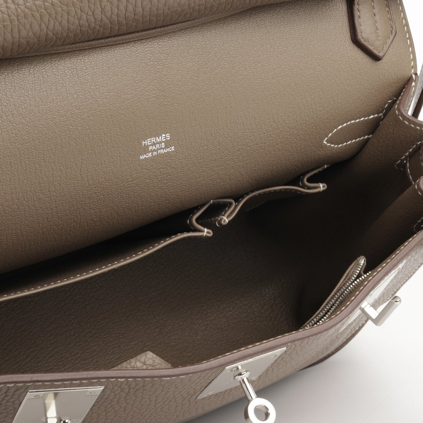 Jypsière 28 - Etoupe