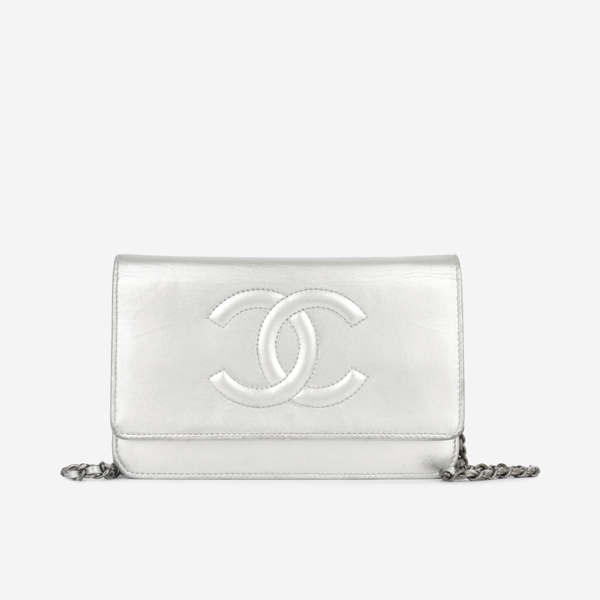 Chanel - Timeless Wallet on Chain - Silver Lambskin SHW - Pre Loved