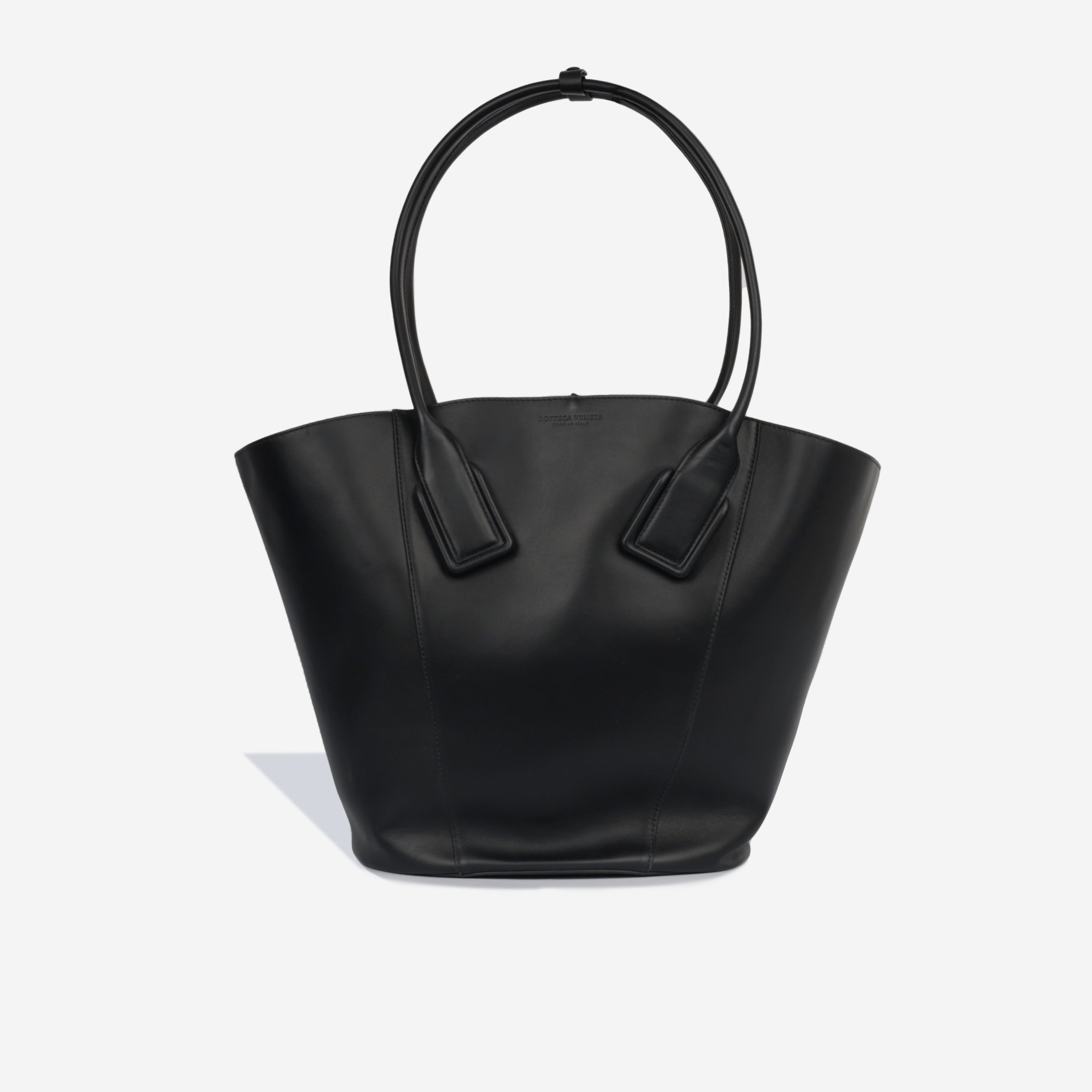 Bottega Veneta - Basket - Black Smooth Calfskin - SHW – Bagista