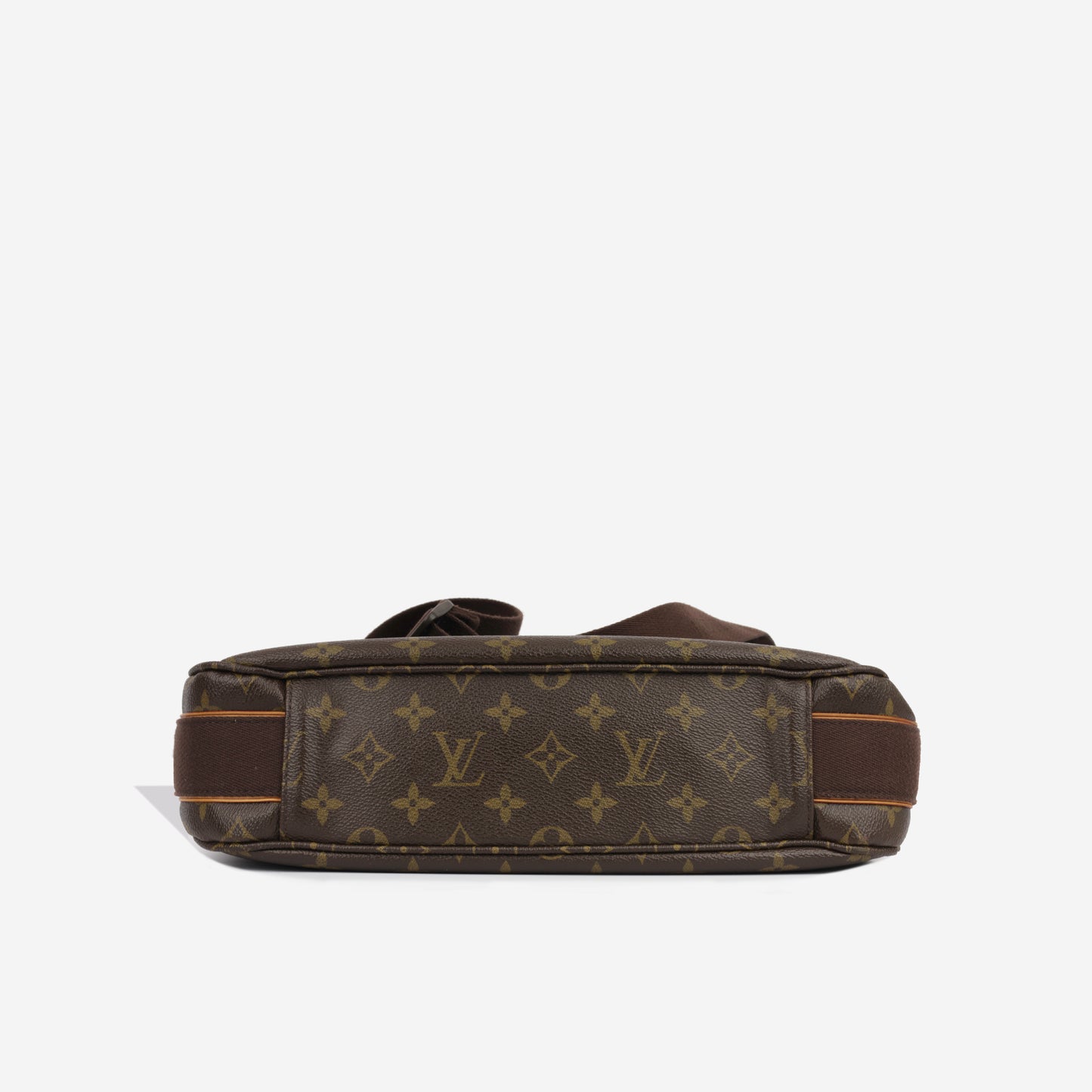 District GM - Monogram Canvas