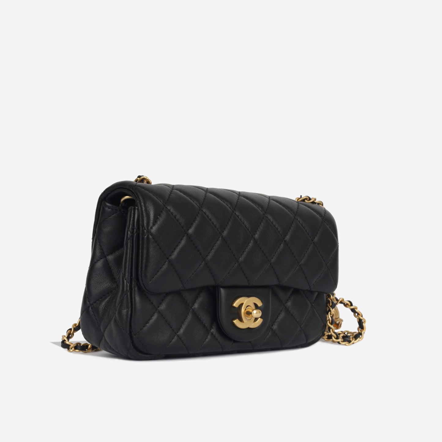 Classic Pearl Crush Mini Flap