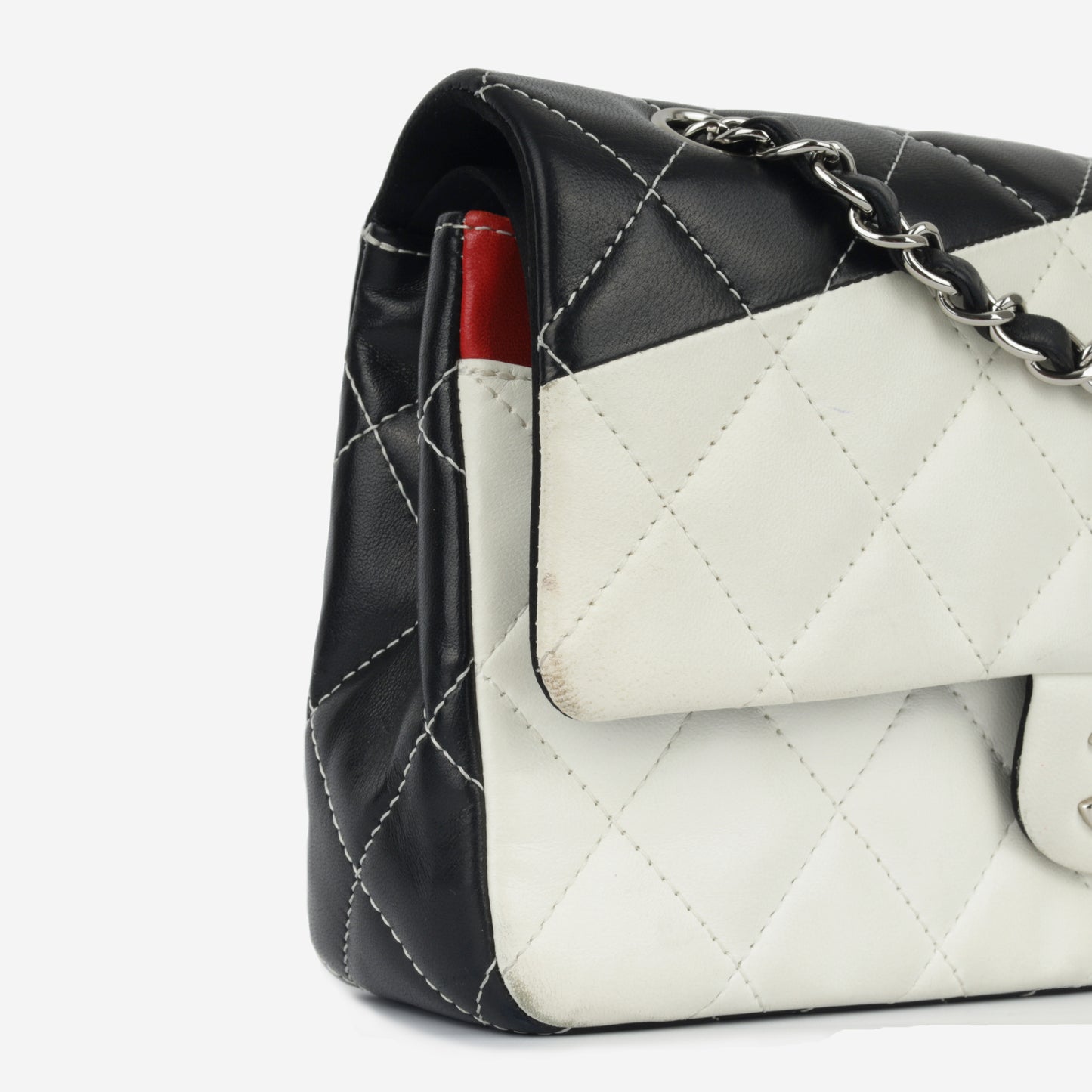 Medium Classic Flap Bag