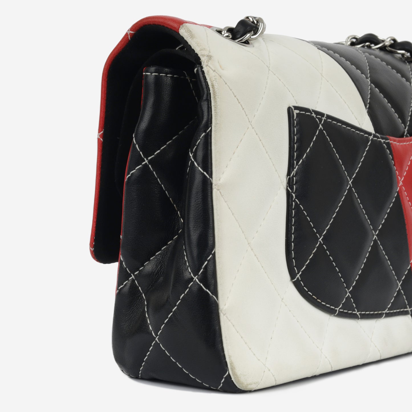 Medium Classic Flap Bag