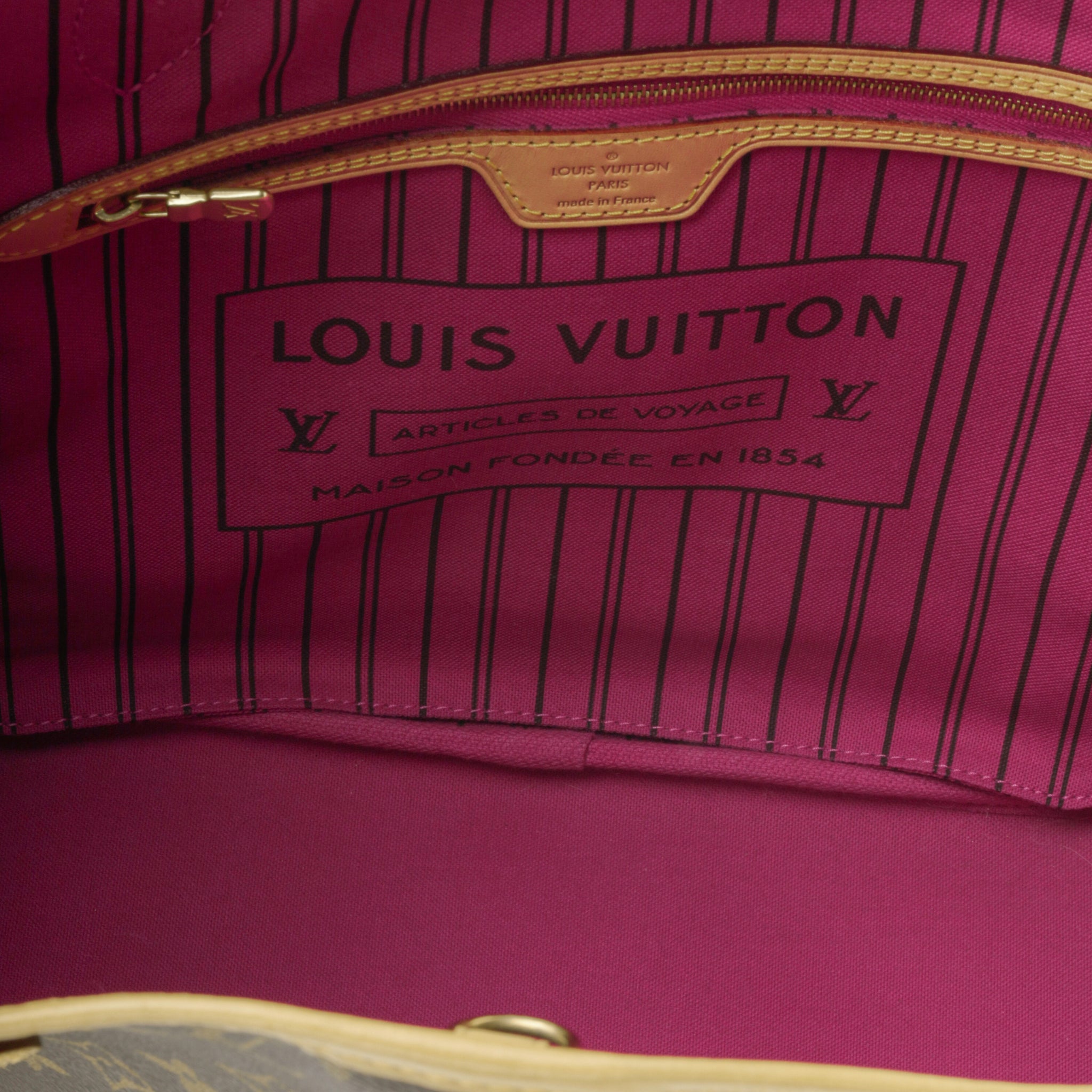 Louis Vuitton - Neverfull MM - Monogram / Cerise Pink Interior