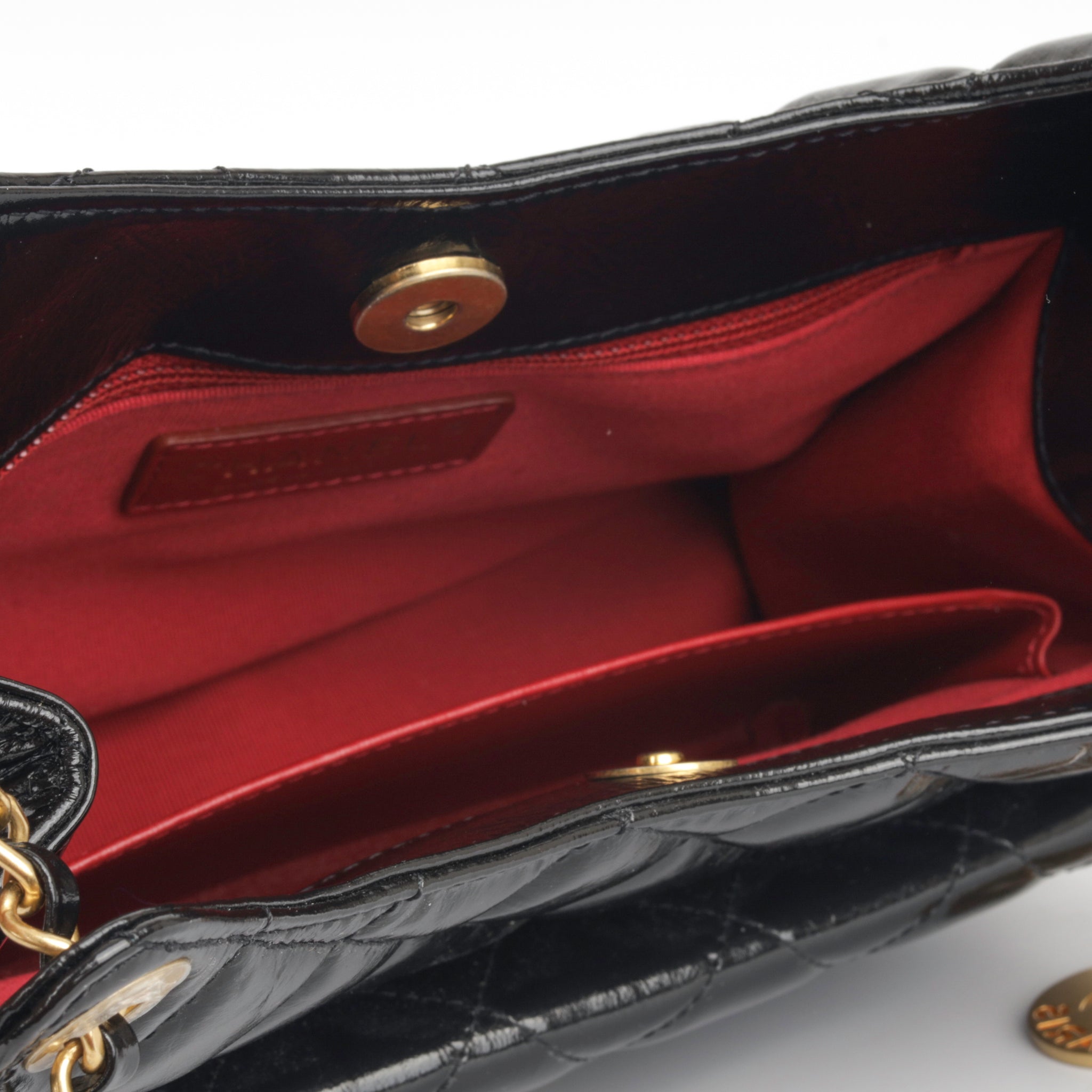 Chanel - Small Hobo Bag - Shiny Crumpled Calfskin - GHW - 2023 | Bagista