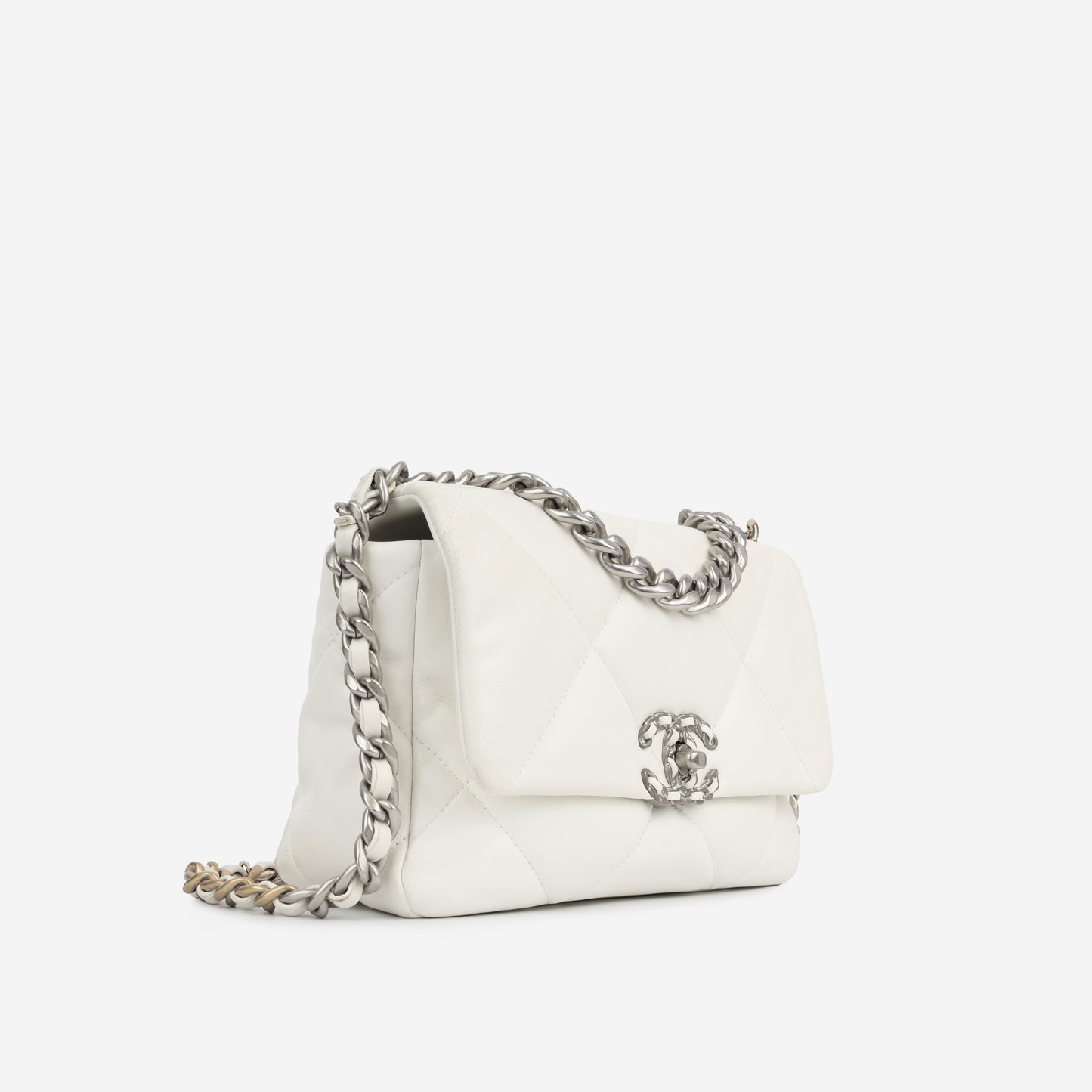 Chanel 19 - Small White