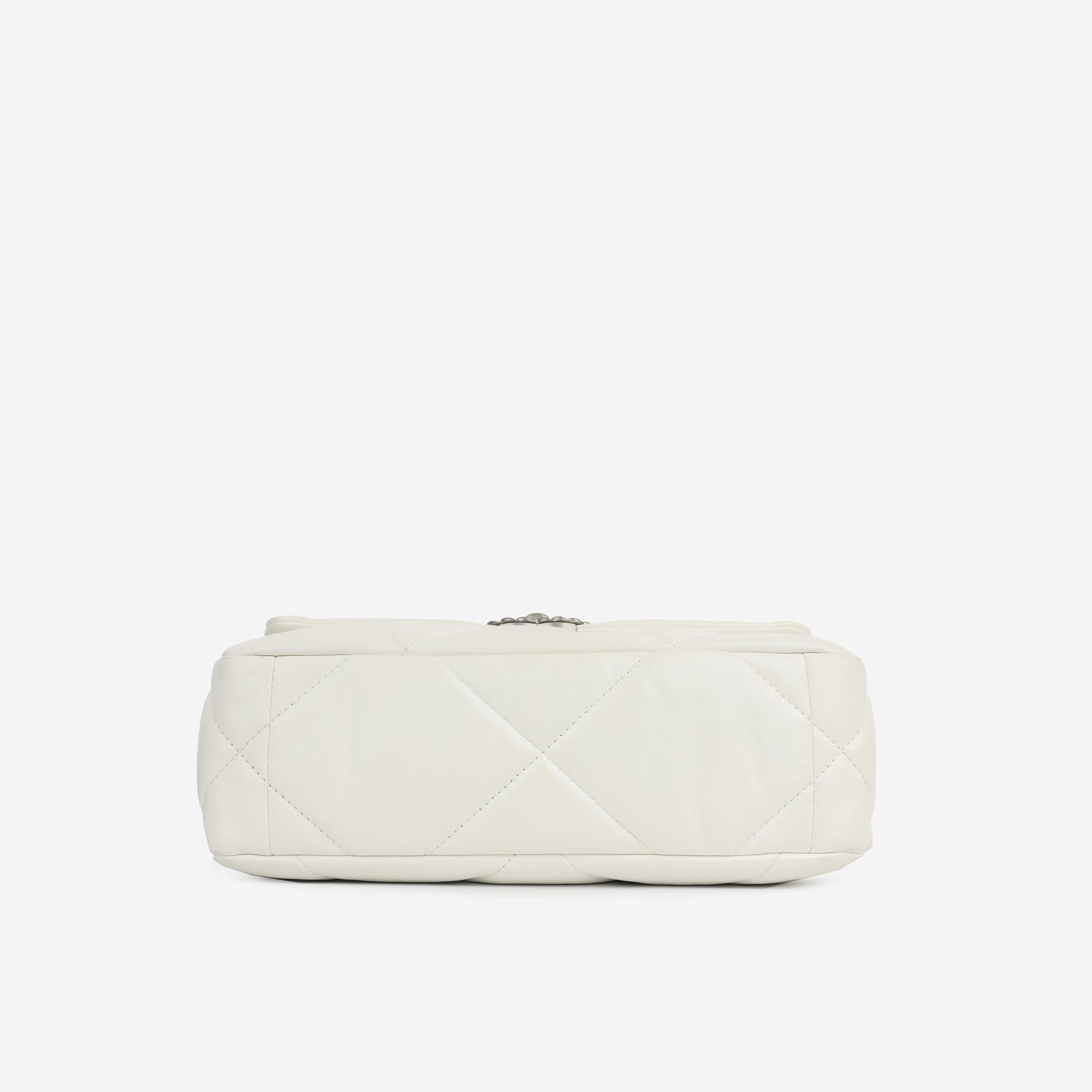 Chanel 19 - Small White