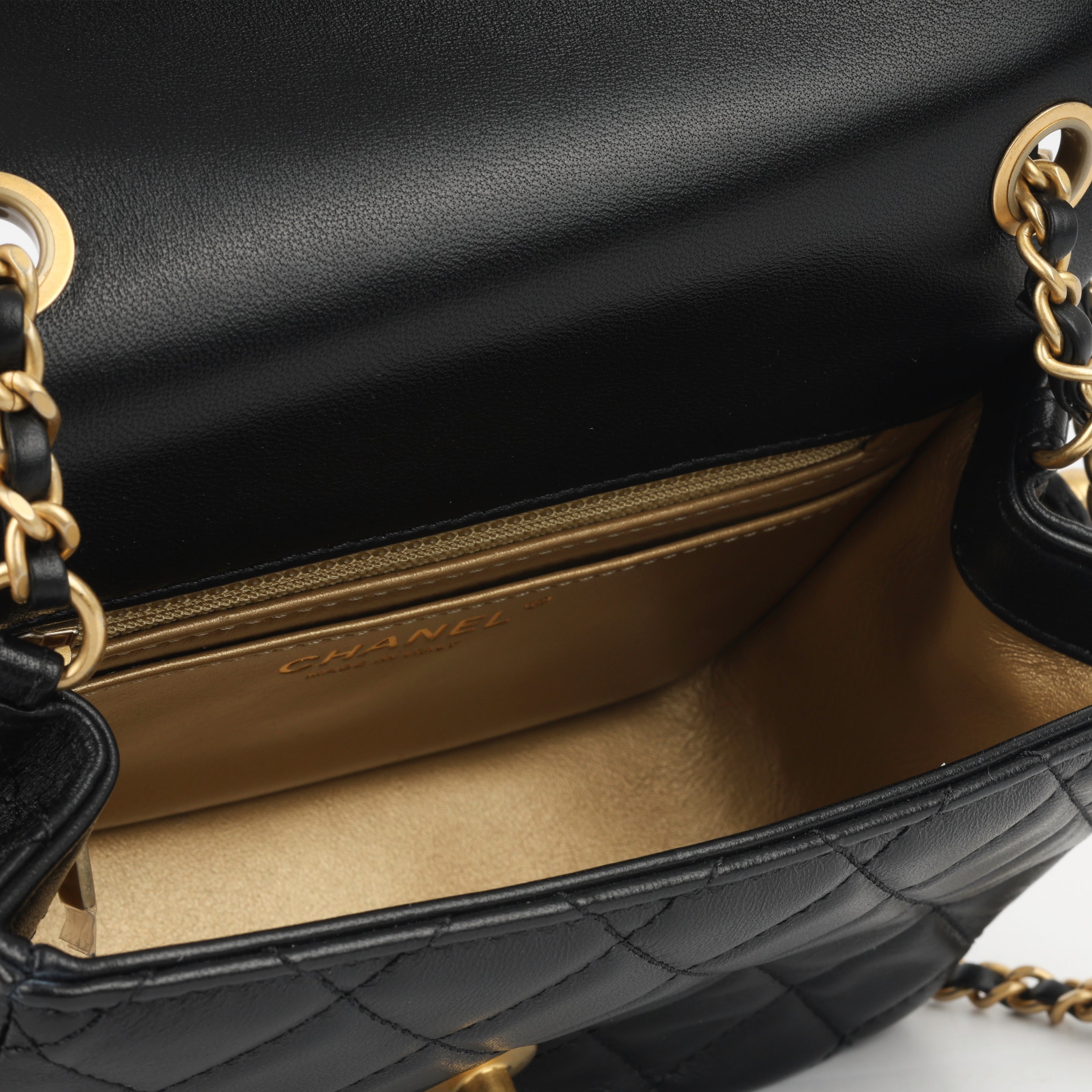 Chanel - Mini Square Pearl Crush - Black Lambskin GHW - Unused Chanel - Mini Square Pearl Crush - Black Lambskin GHW - Unused