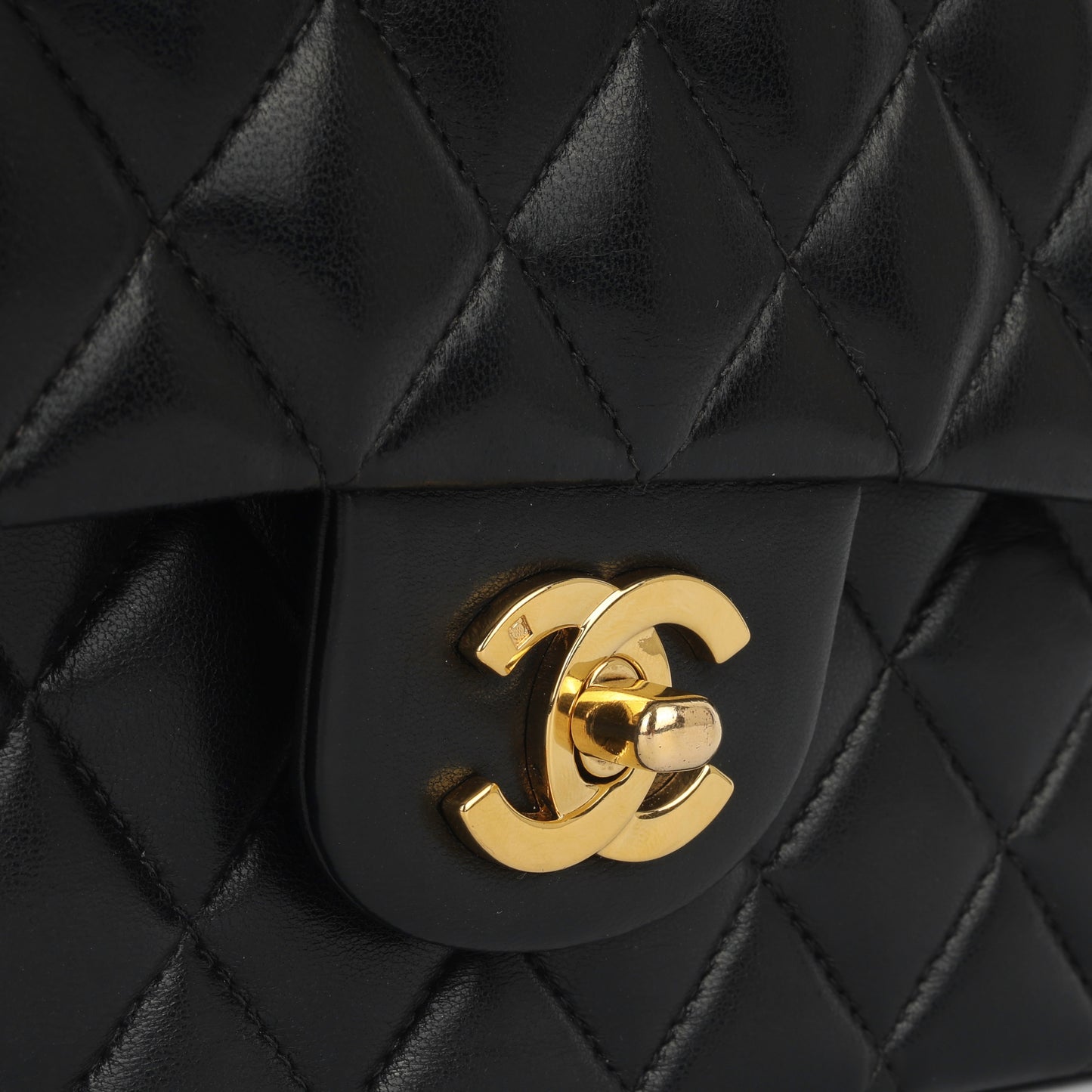 Classic Flap Bag - Medium