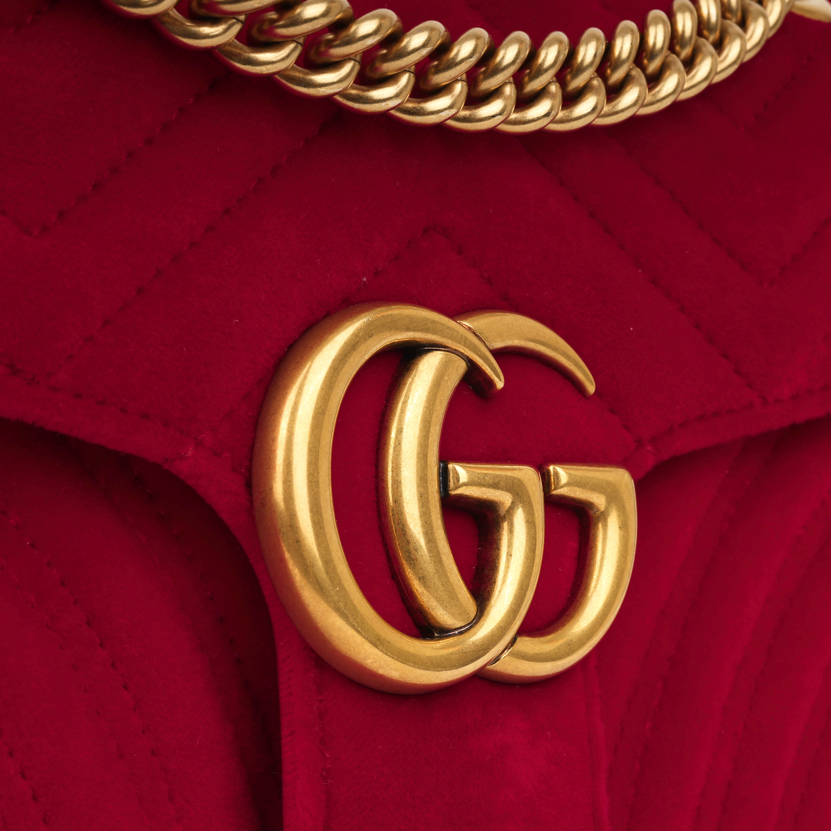 Gucci - Small Marmont Bag - Red Velvet - GHW - Pre Loved – Bagista