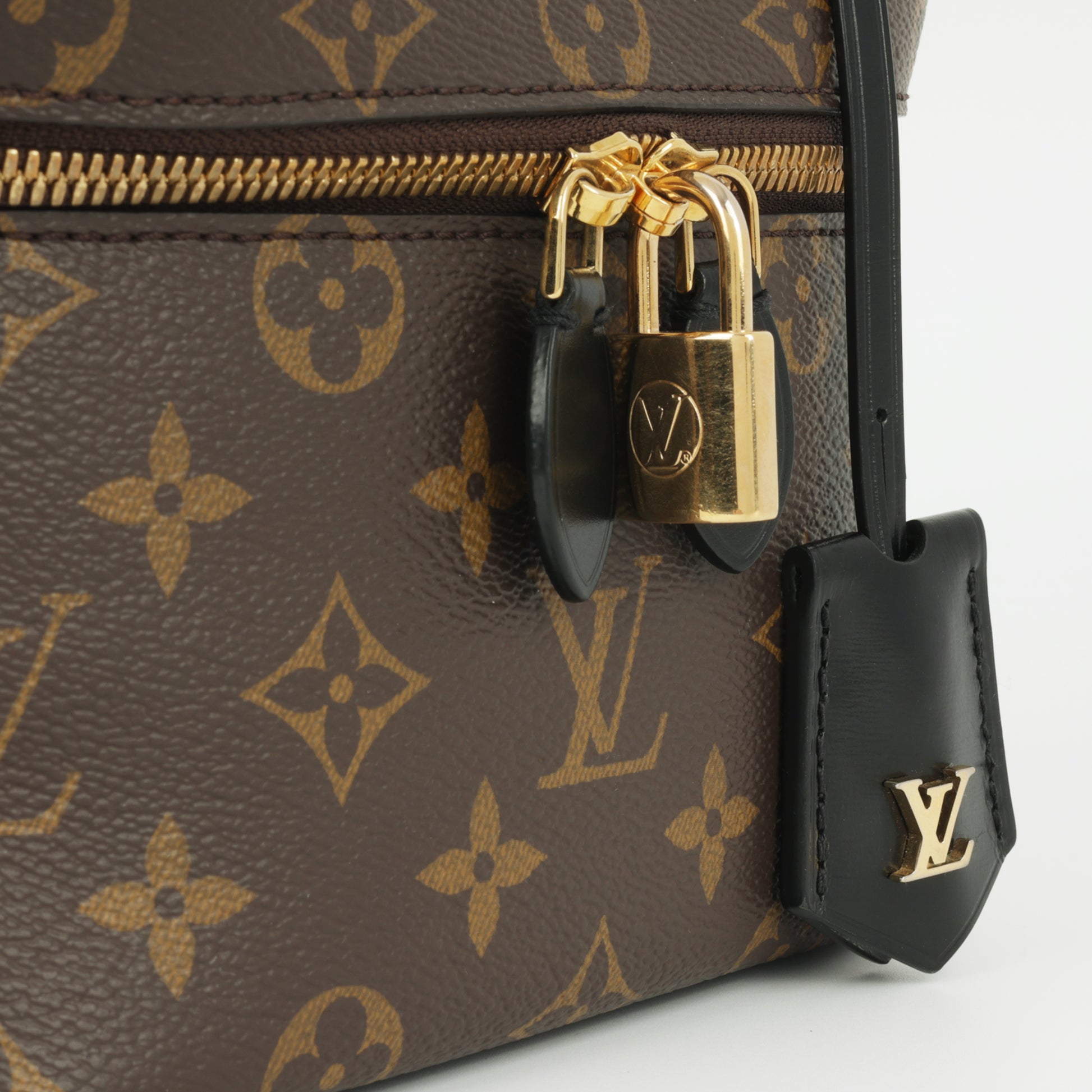 Toiletry Bags Sac Louis Vuitton Mbappe Reverse Monogram Sac Vanity