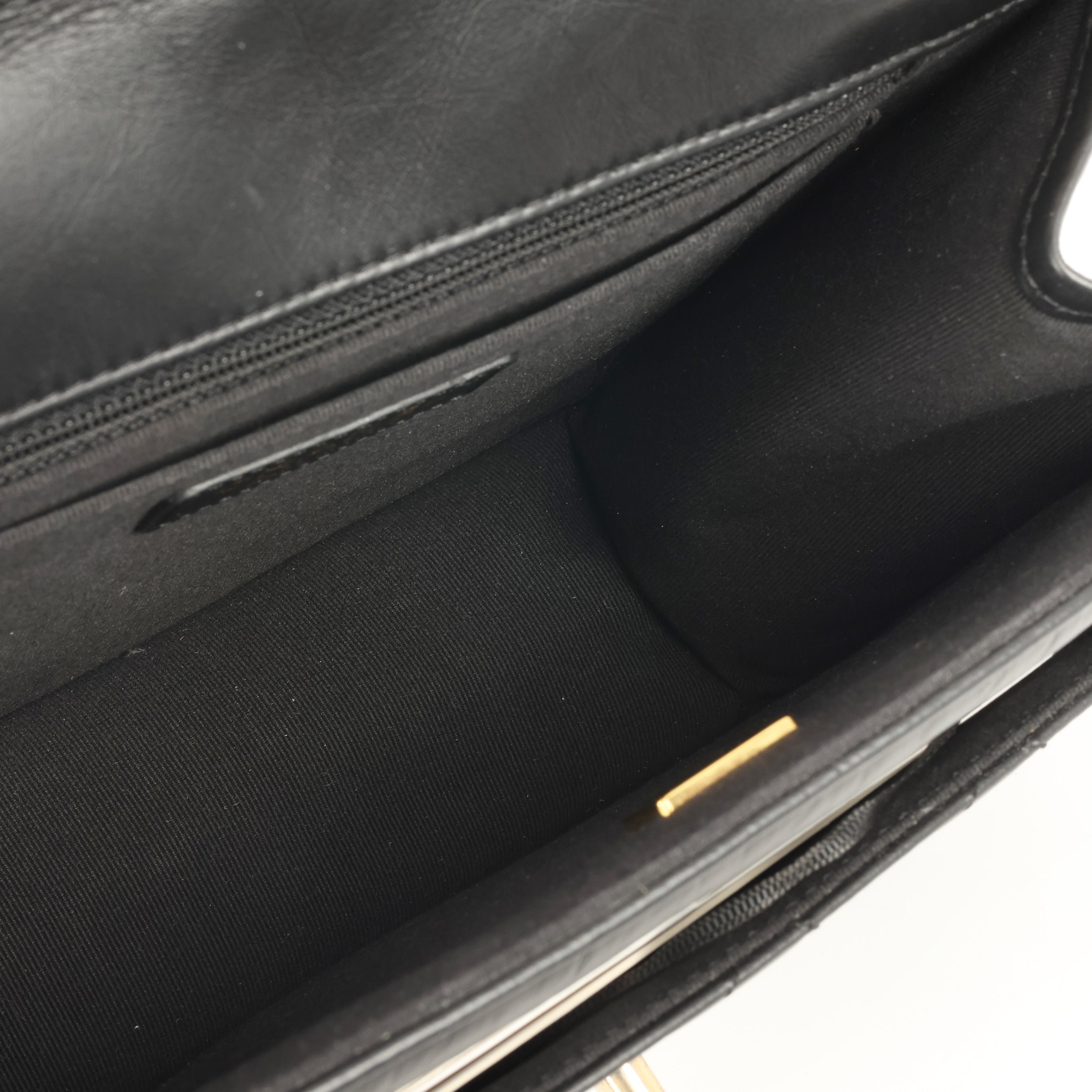 Buy Chanel 23S Messenger Flap | Rare Black Lambskin & Gold – Bagista