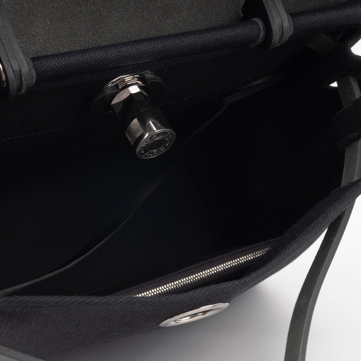 Hermès Herbag 31 - Noir Canvas | Palladium Hardware