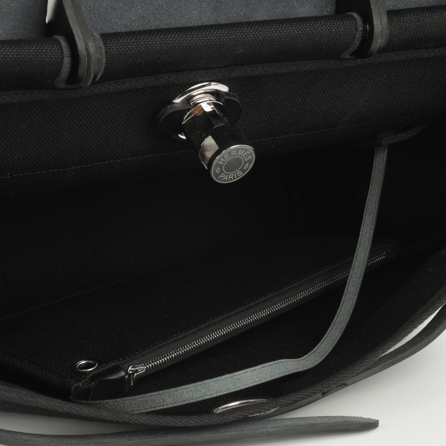 Hermès Herbag 39 - Black Canvas / Hunter | Palladium Hardware