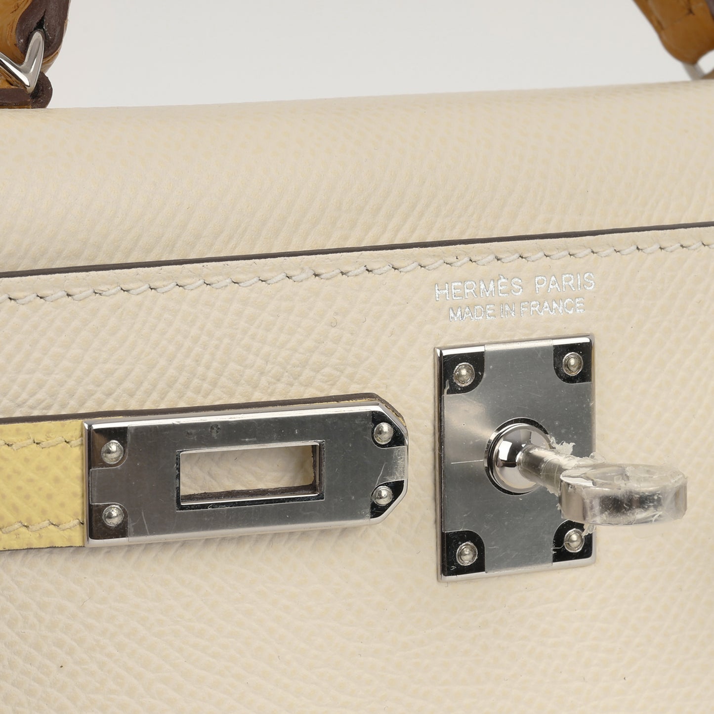 Hermès Mini Kelly - Nata / Jaune Poussin / Sesame