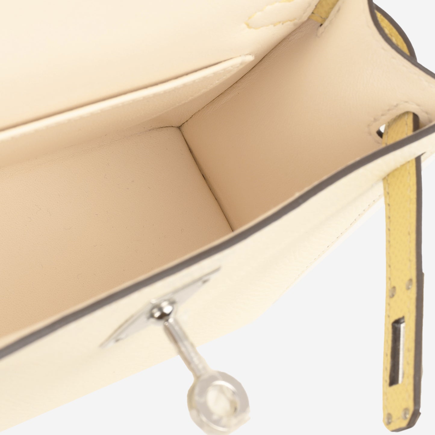 Hermès Mini Kelly - Nata / Jaune Poussin / Sesame