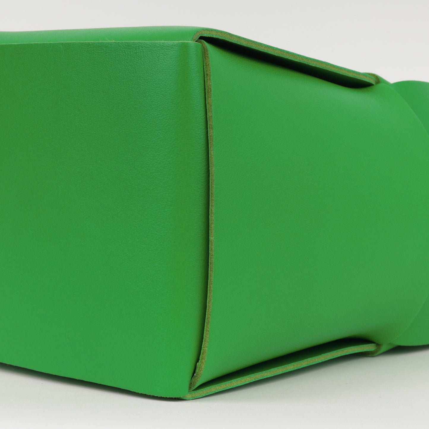 Bottega Veneta Medium Arco Tote - Parakeet Intrecciato