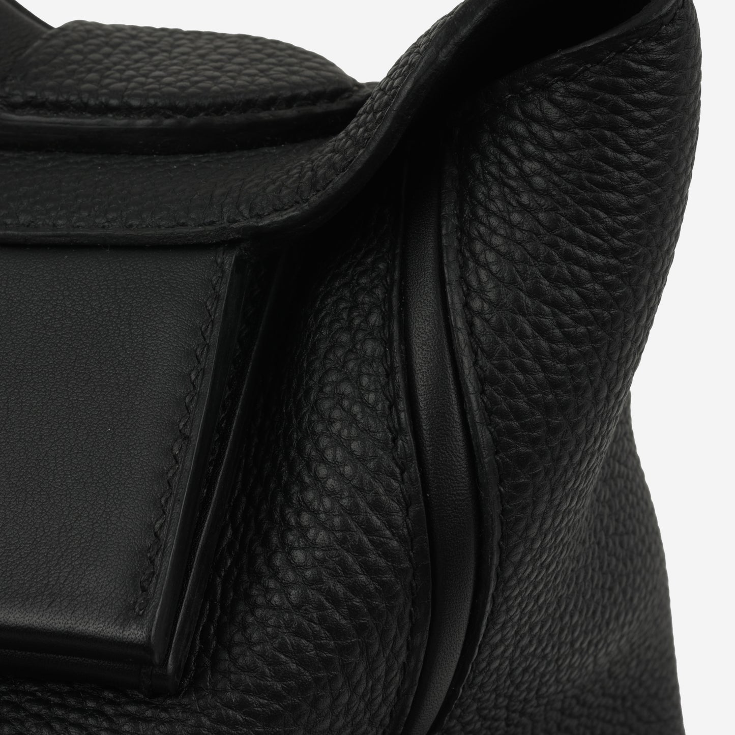 Hermés 24/24 35 - Noir Togo / Swift Leather | Gold Hardware