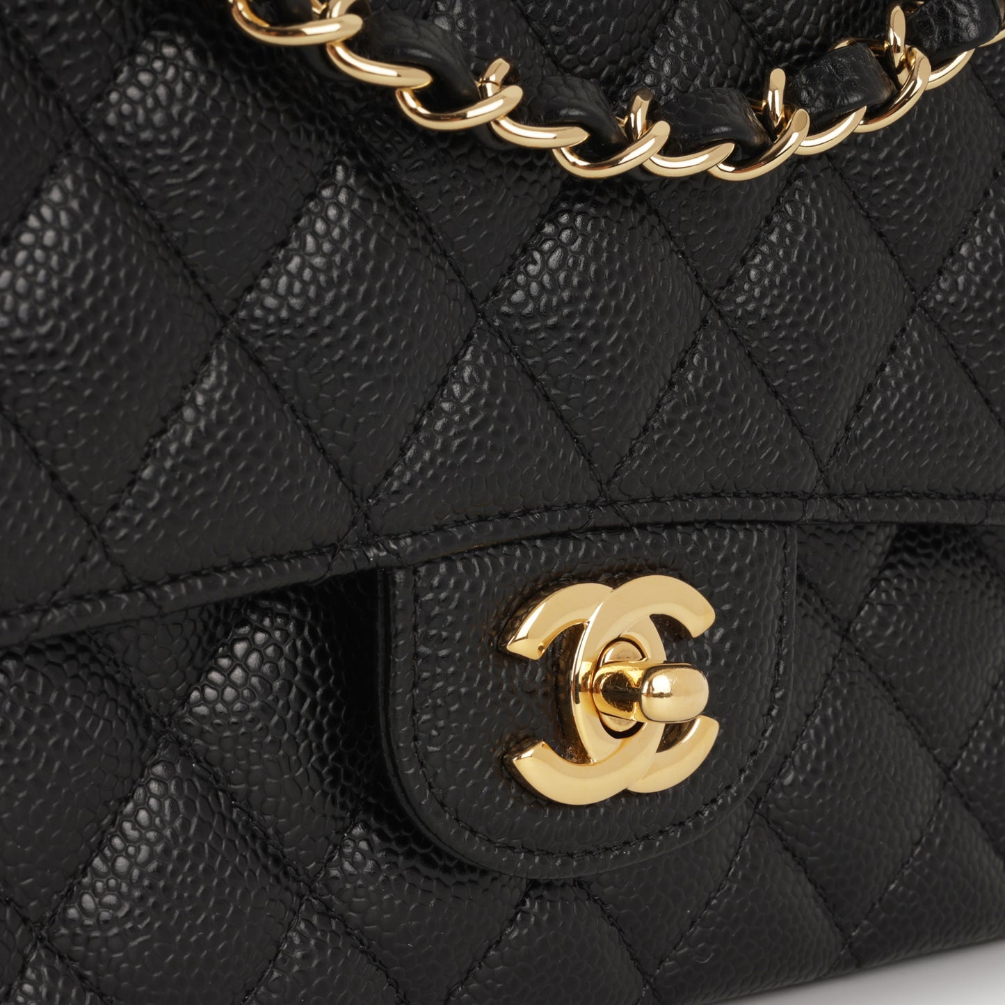 Chanel Medium Classic Flap Black Caviar | Gold Hardware (2014)