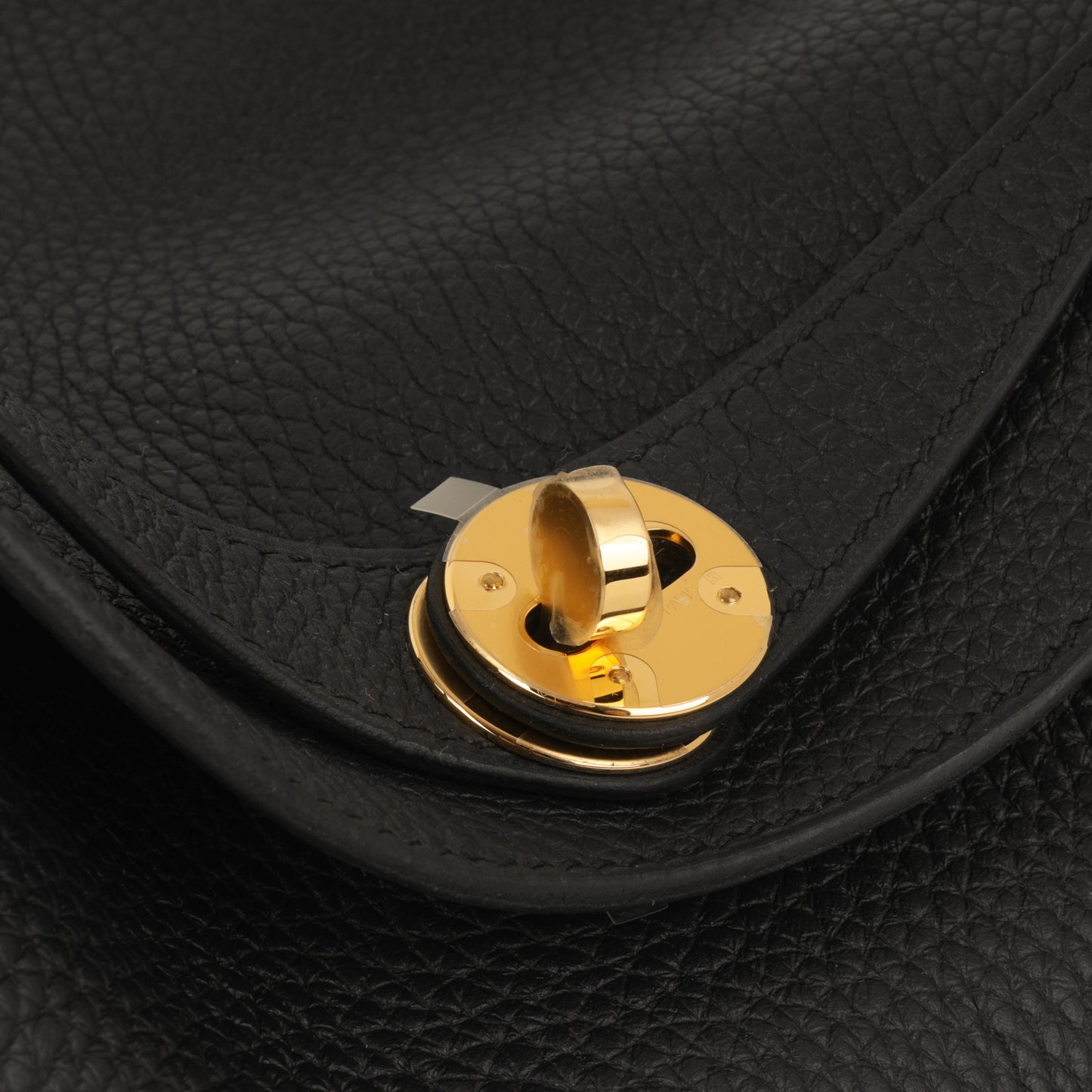 Hermès Lindy 26 - Noir Clemence | Gold Hardware