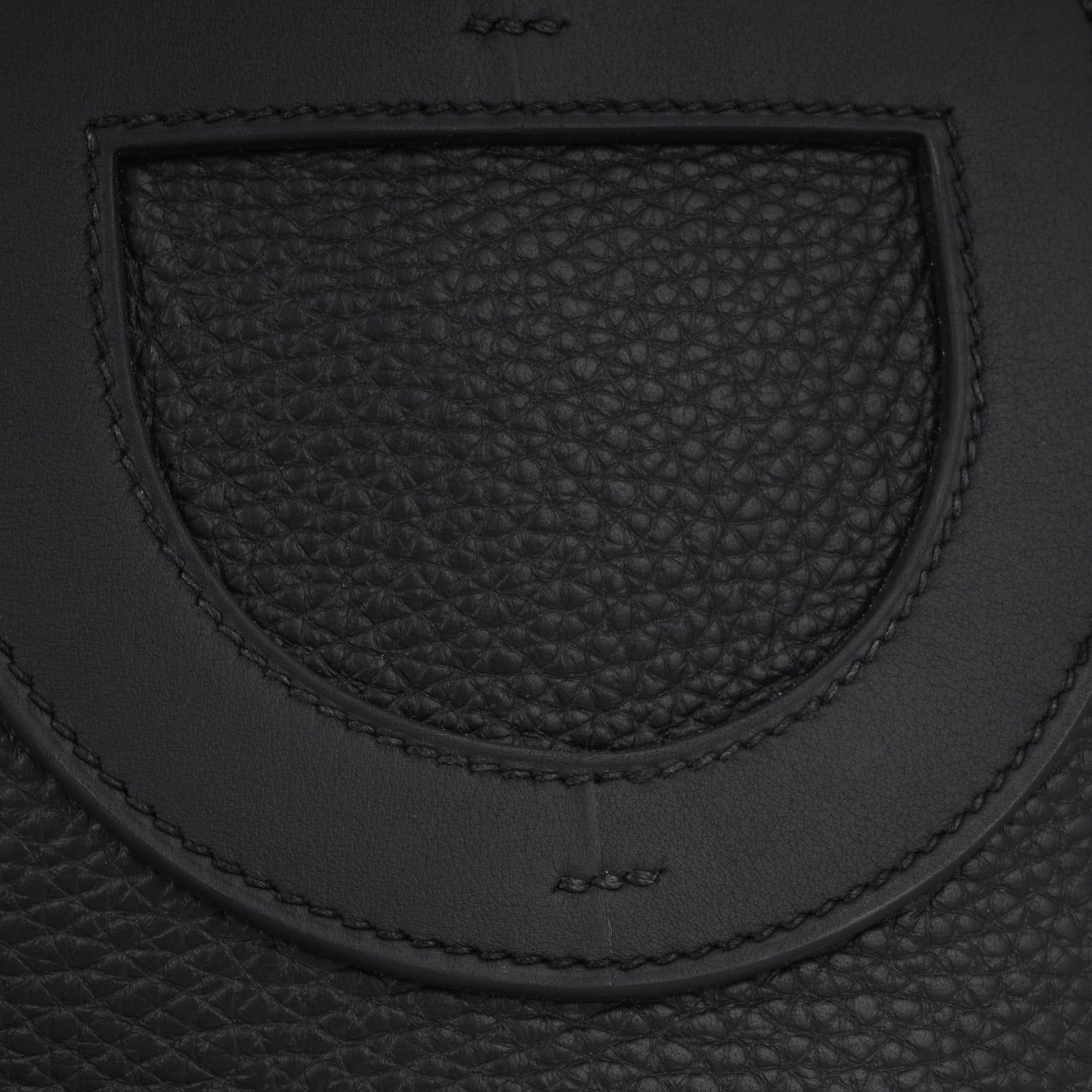 Hermès Hermès In-The-Loop Bag - Noir Clemence | Palladium Hardware