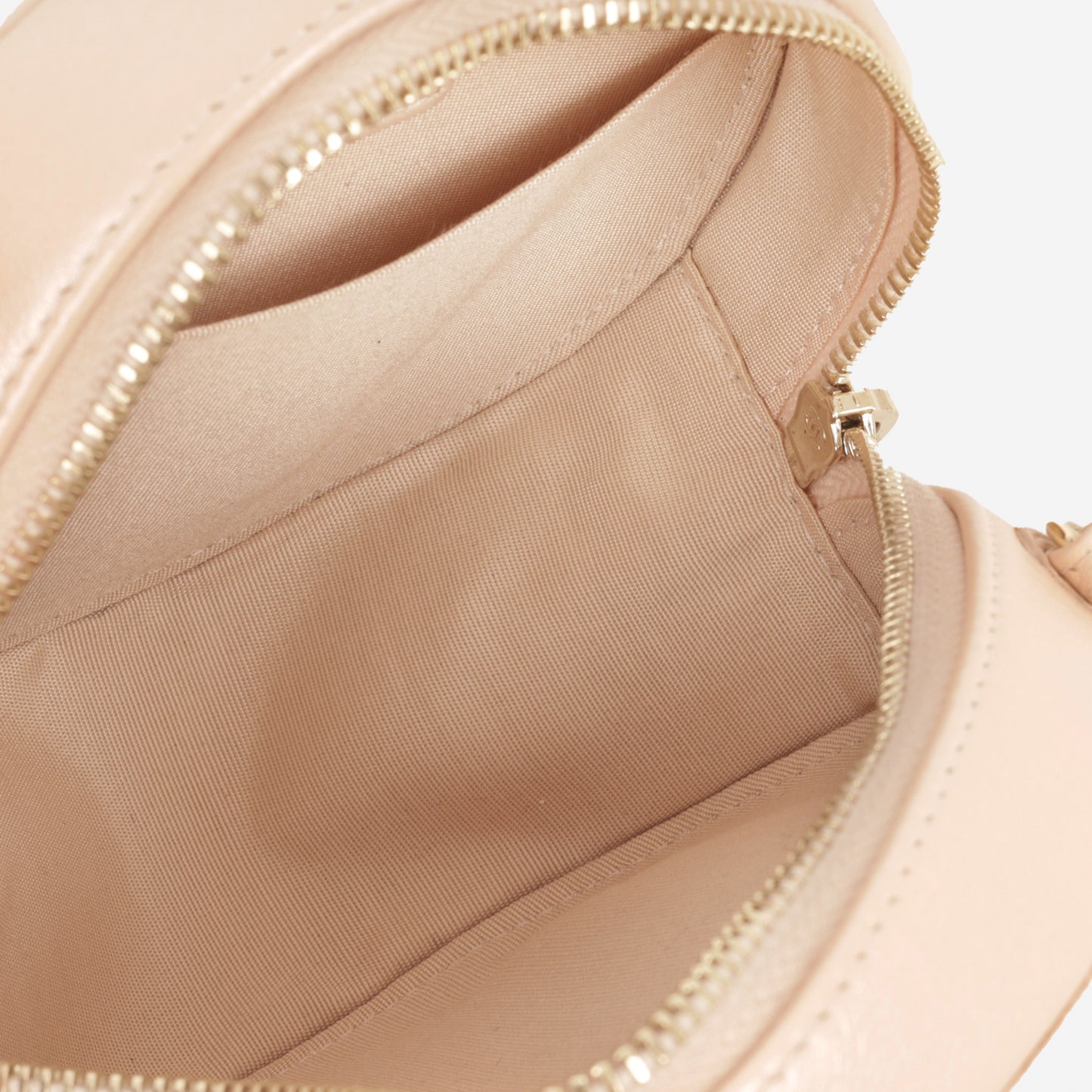 Chanel Pearl CC Round Clutch - Iridescent Pink Lambskin | Champagne Gold Hardware