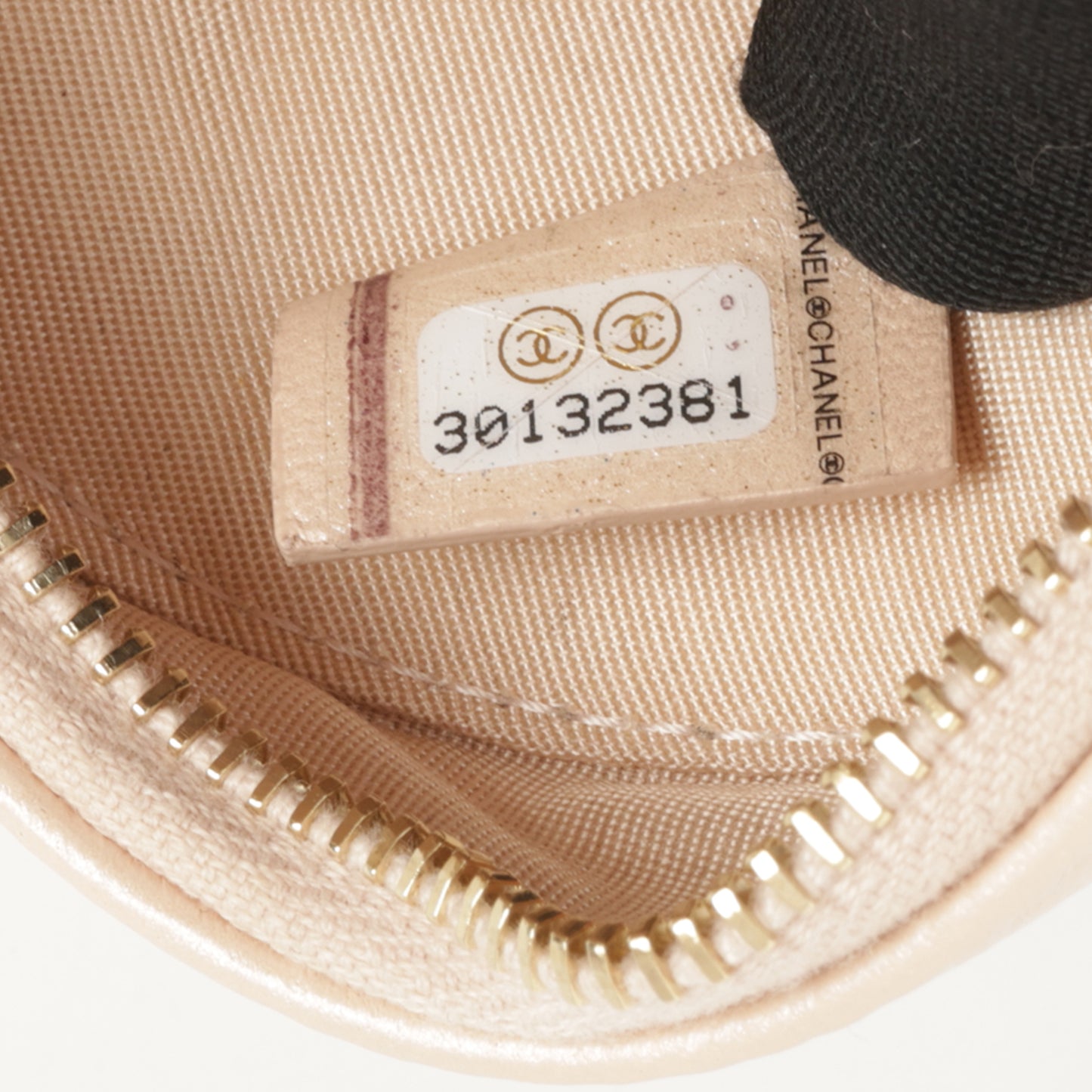 Chanel Pearl CC Round Clutch - Iridescent Pink Lambskin | Champagne Gold Hardware