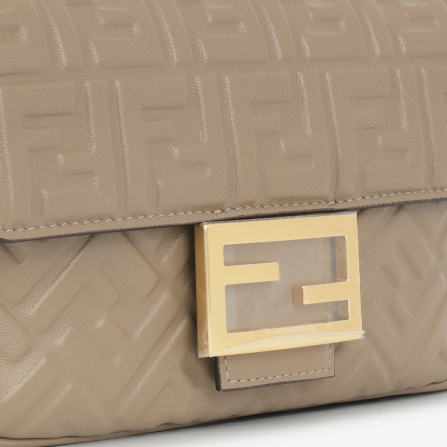 Fendi Midi Chain Baguette - Taupe Calfskin | Gold Hardware