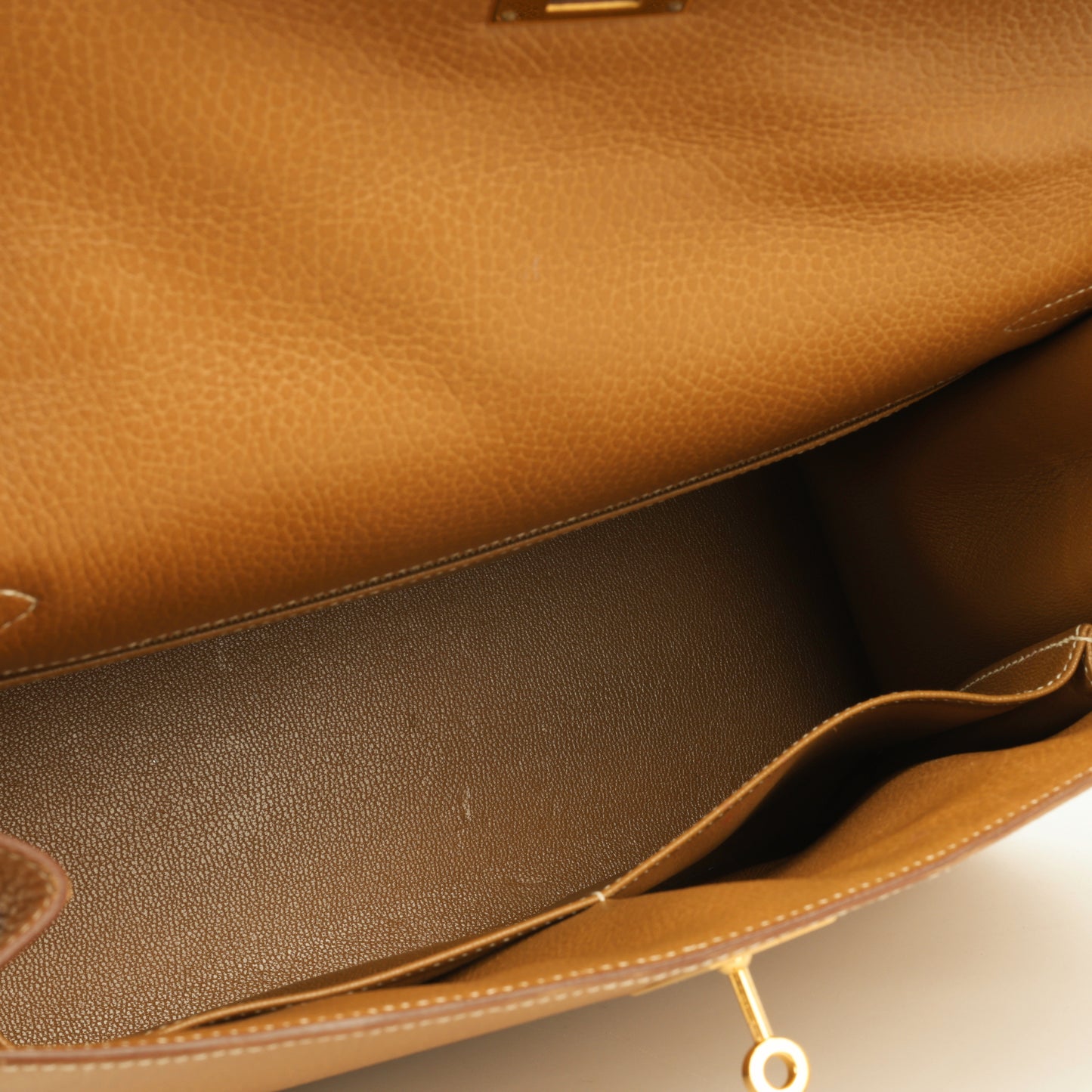 Hermès Kelly 35 - Natural Sable Ardennes | Gold Hardware