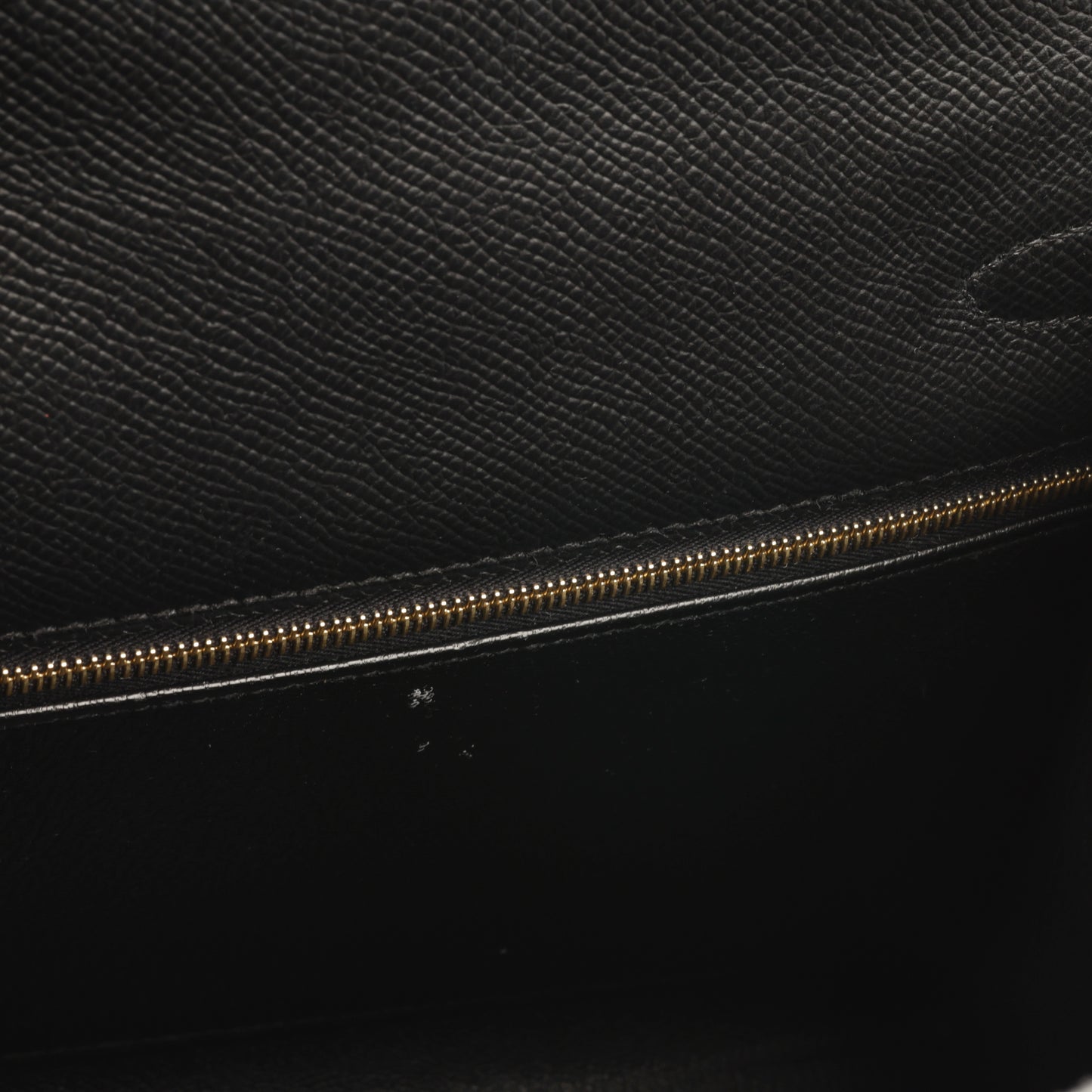 Hermès Kelly 28 Sellier - Noir Epsom | Gold Hardware