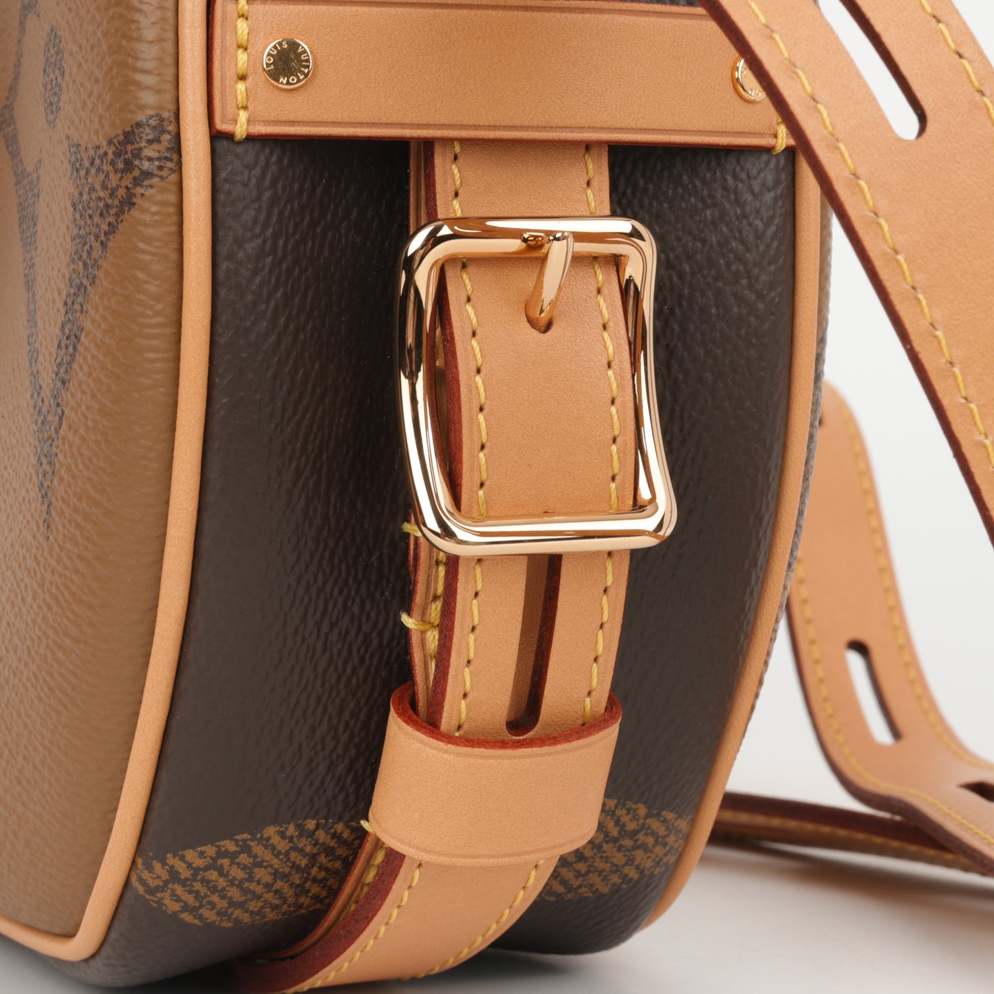 Louis Vuitton Boîte Chapeau - Monogram / Reverse Monogram Giant | Gold Hardware