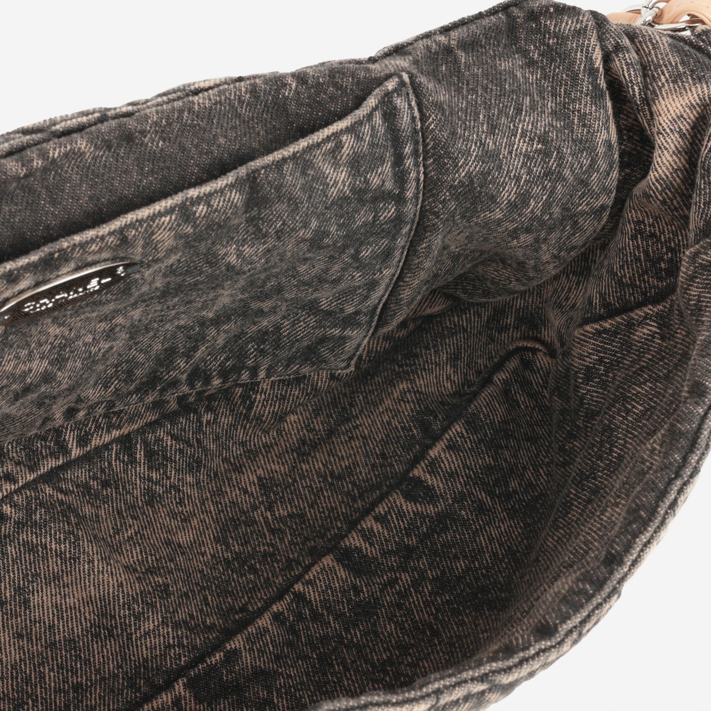 20c Seasonal Jumbo Flap - Rose Clair / Black Denimpression  | Silver Hardware