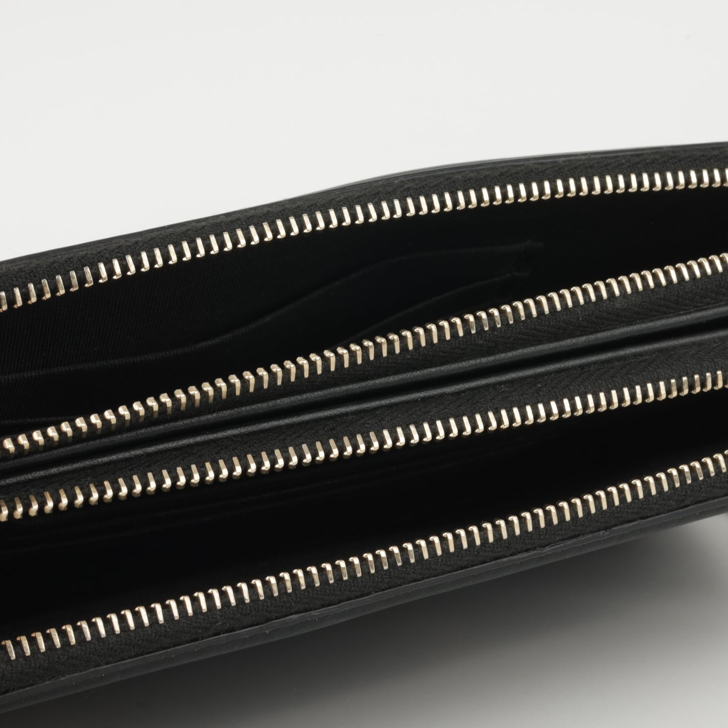 Chanel CC Filigree Clutch on Chain - Black Caviar | Gold Hardware