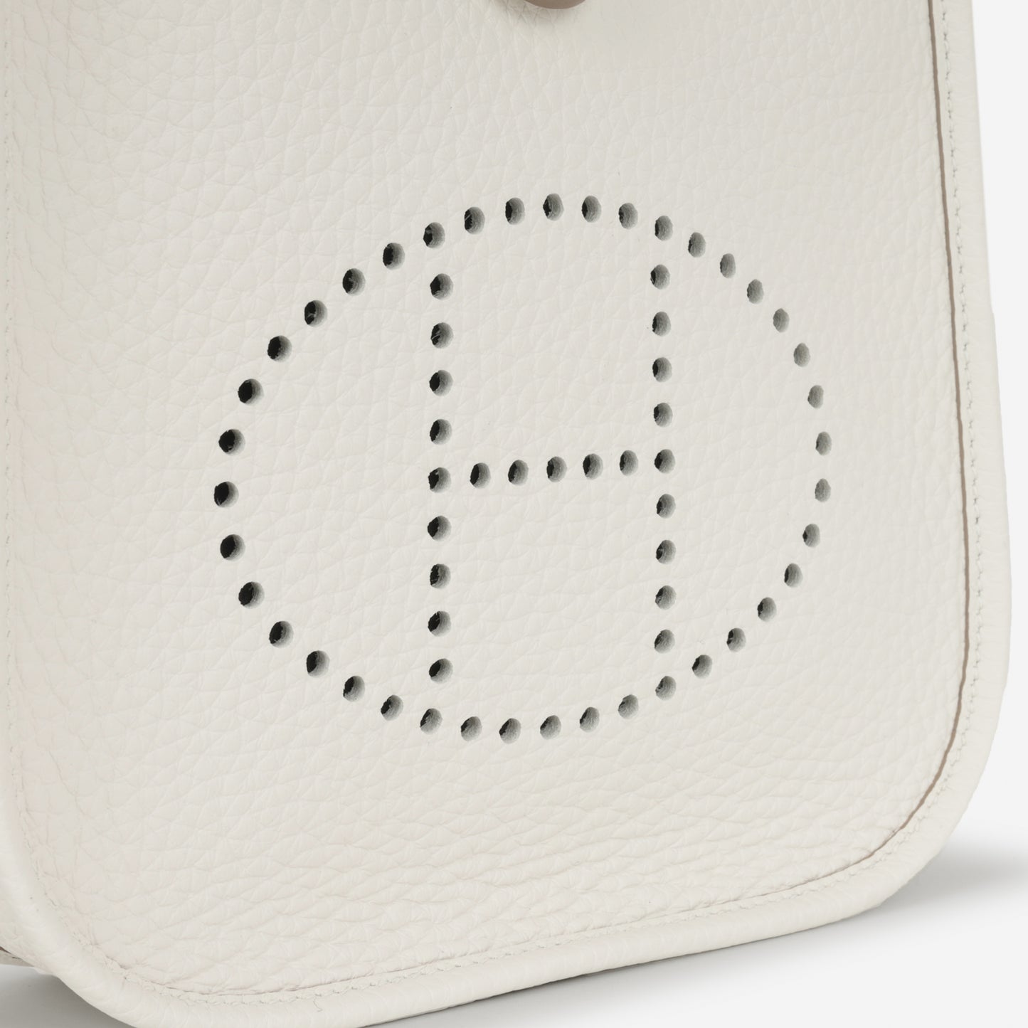 Hermès Evelyne TPM - Gris Pale Clemence | Gold Hardware