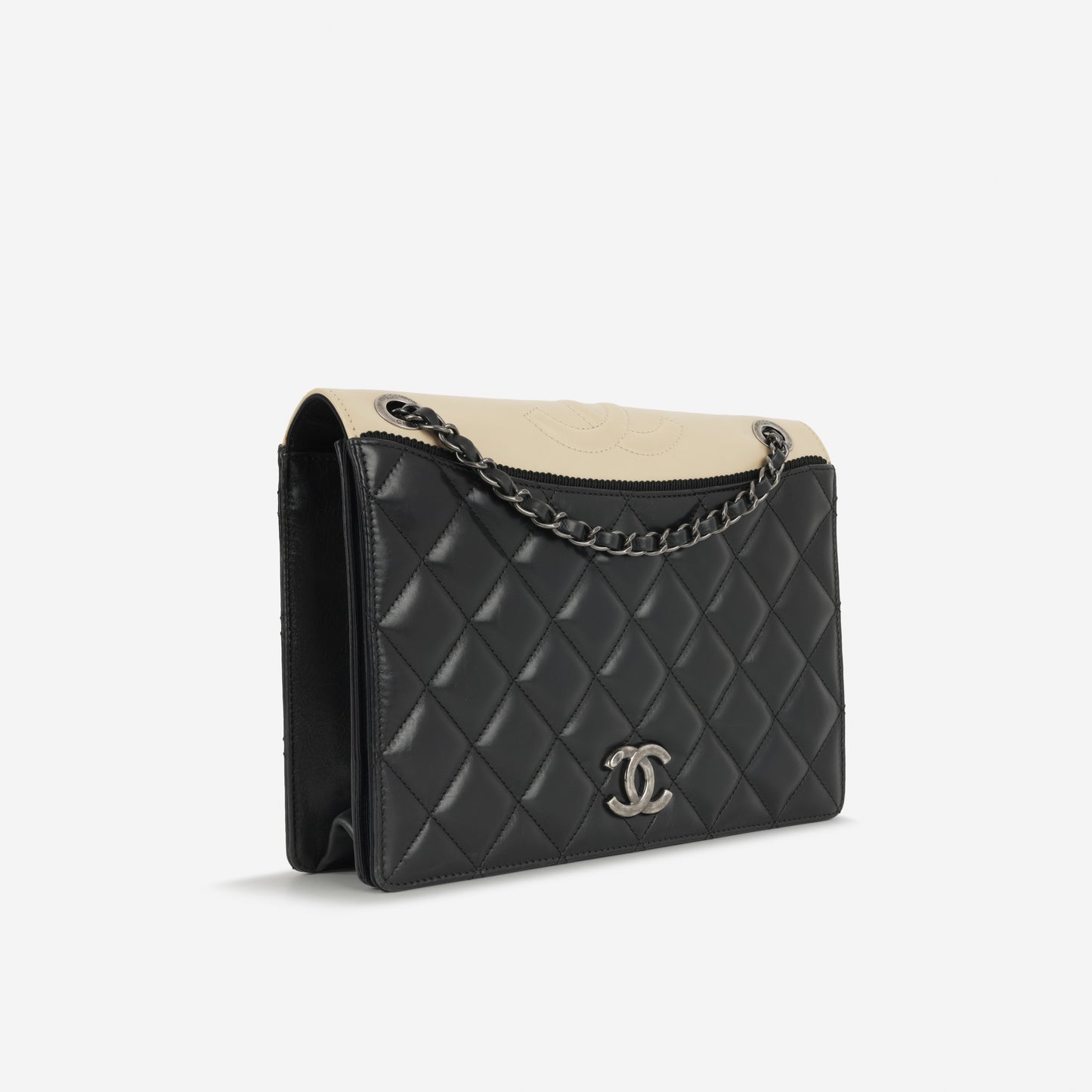 Chanel Quilted Ballerine Flap - Black/Beige Lambskin | Ruthenium Hardware