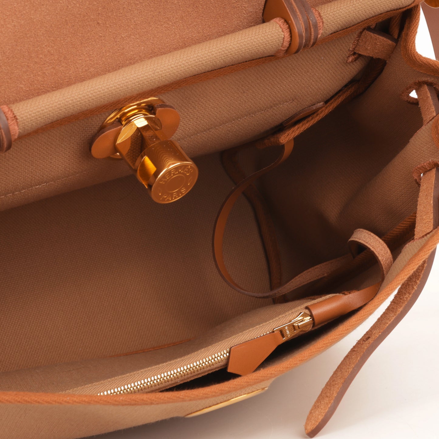 Hermès Herbag 31 - Chai Canvas/ Fauve Hunter | Gold Hardware