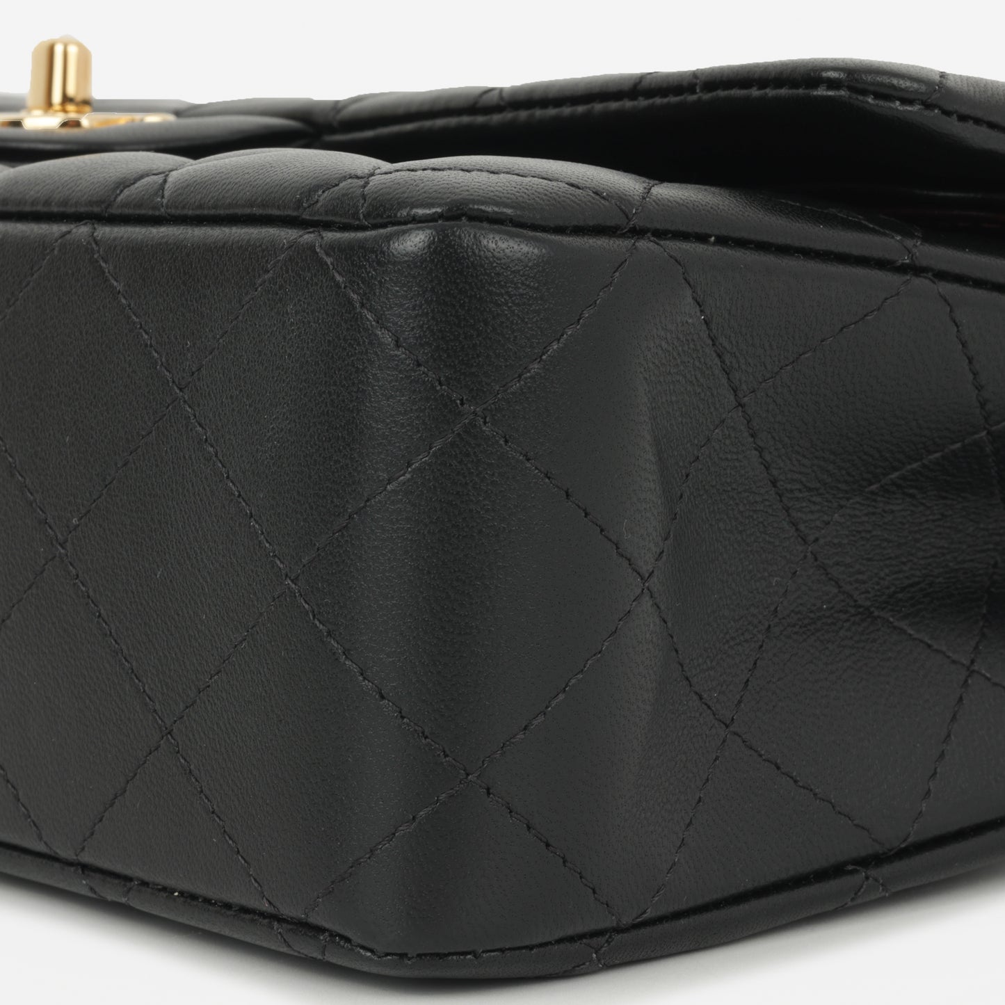 Chanel Medium Classic Flap - Black Lambskin | Gold Hardware