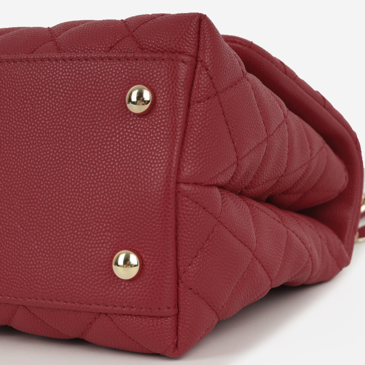 Chanel Medium Coco Handle - Raspberry Caviar | Champagne Gold Hardware