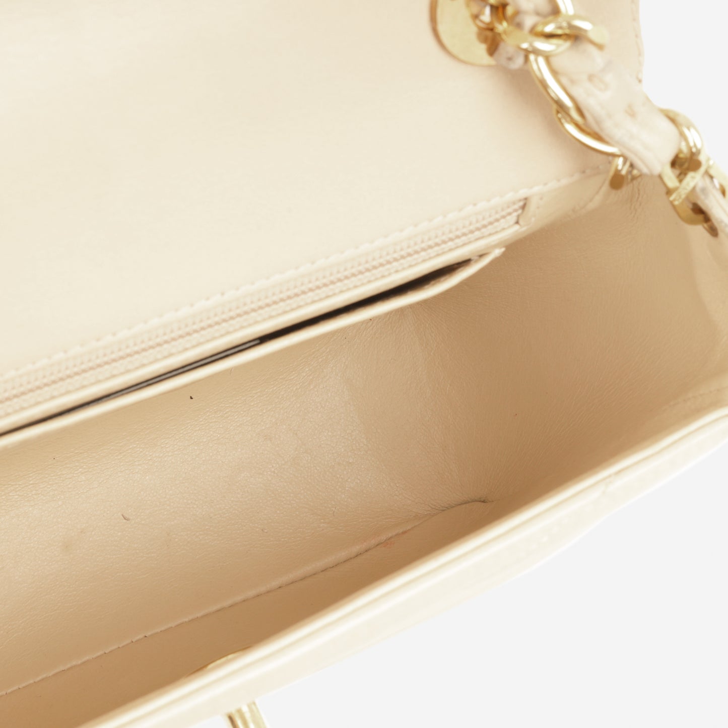 Chanel Vintage Square Chevron Flap - Beige Lambskin | Gold Hardware